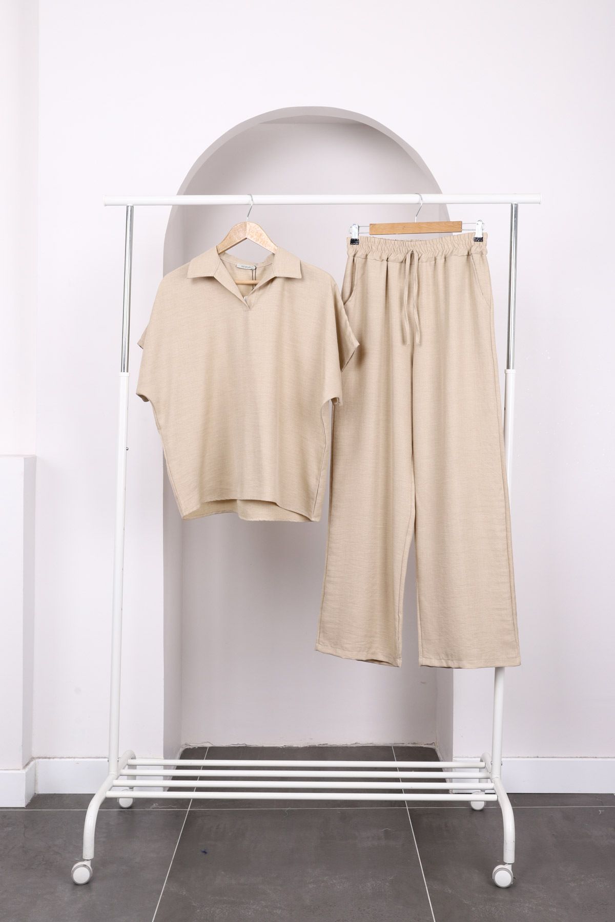 İmajButik-Mink Off-Shoulder Shirt and Trousers Linen Suit 2
