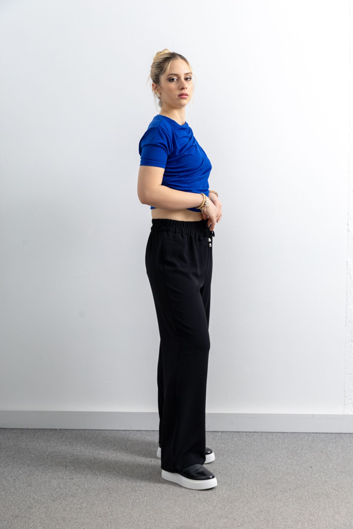 TUĞBA ERGÜL-Ayrobin Linen Trousers 3
