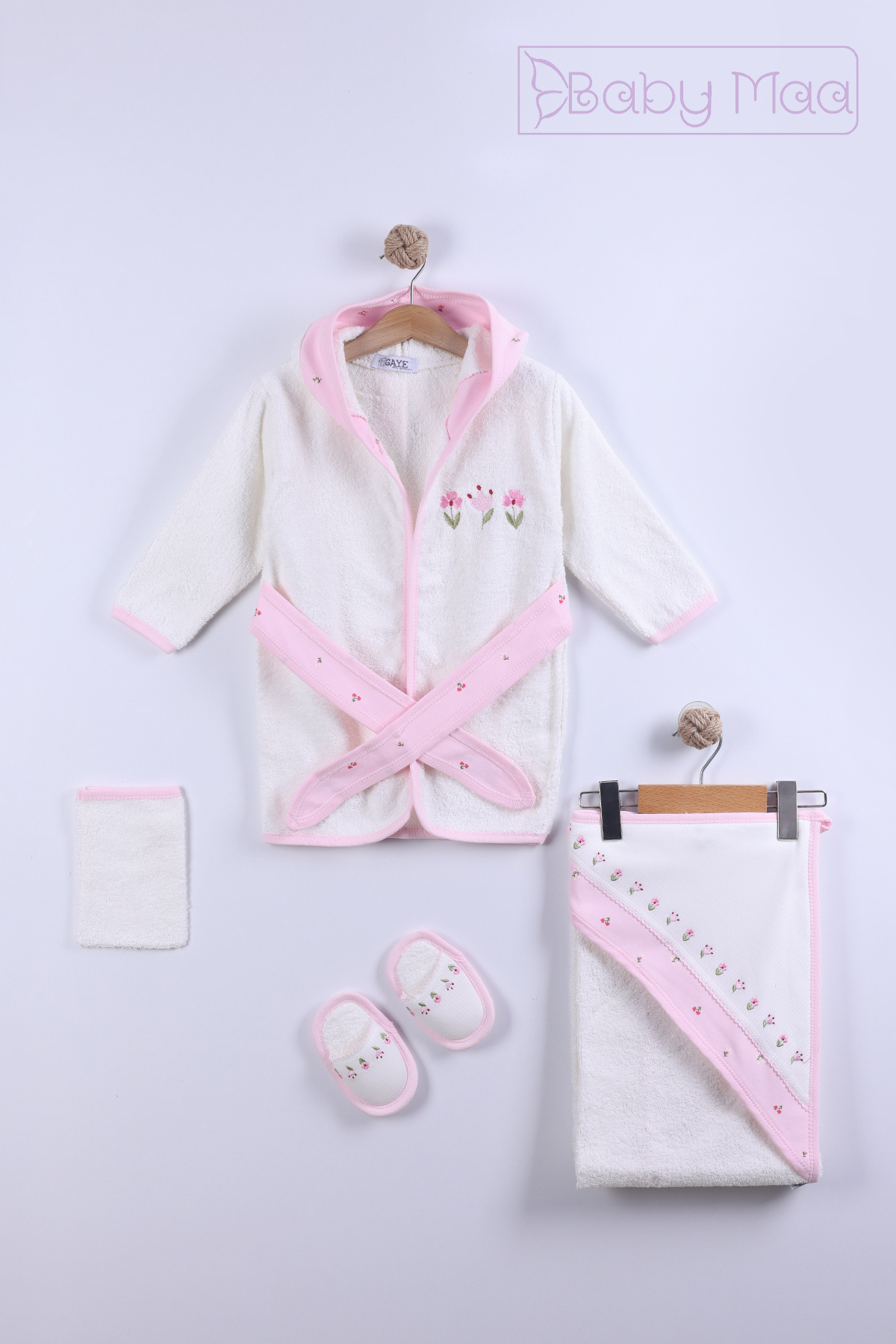 Baby Maa Çiçek Nakışlı 4 Parça Kutulu Banyo Seti / 0-2 Yaş Kız Bebek