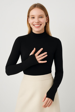 2July7 Kadın Siyah Parmak Detaylı Body