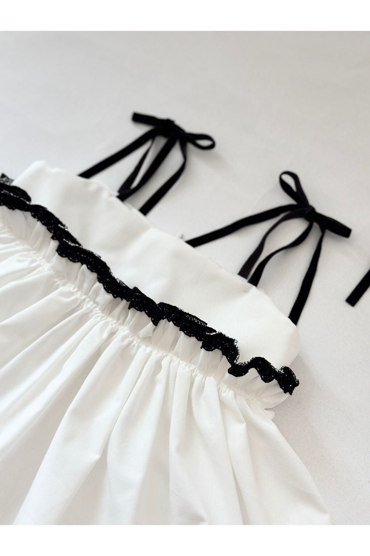 BİHAYALBİÇOCUK Pera Beyaz Askılı Elbise fotoğrafı 2 (önizleme)