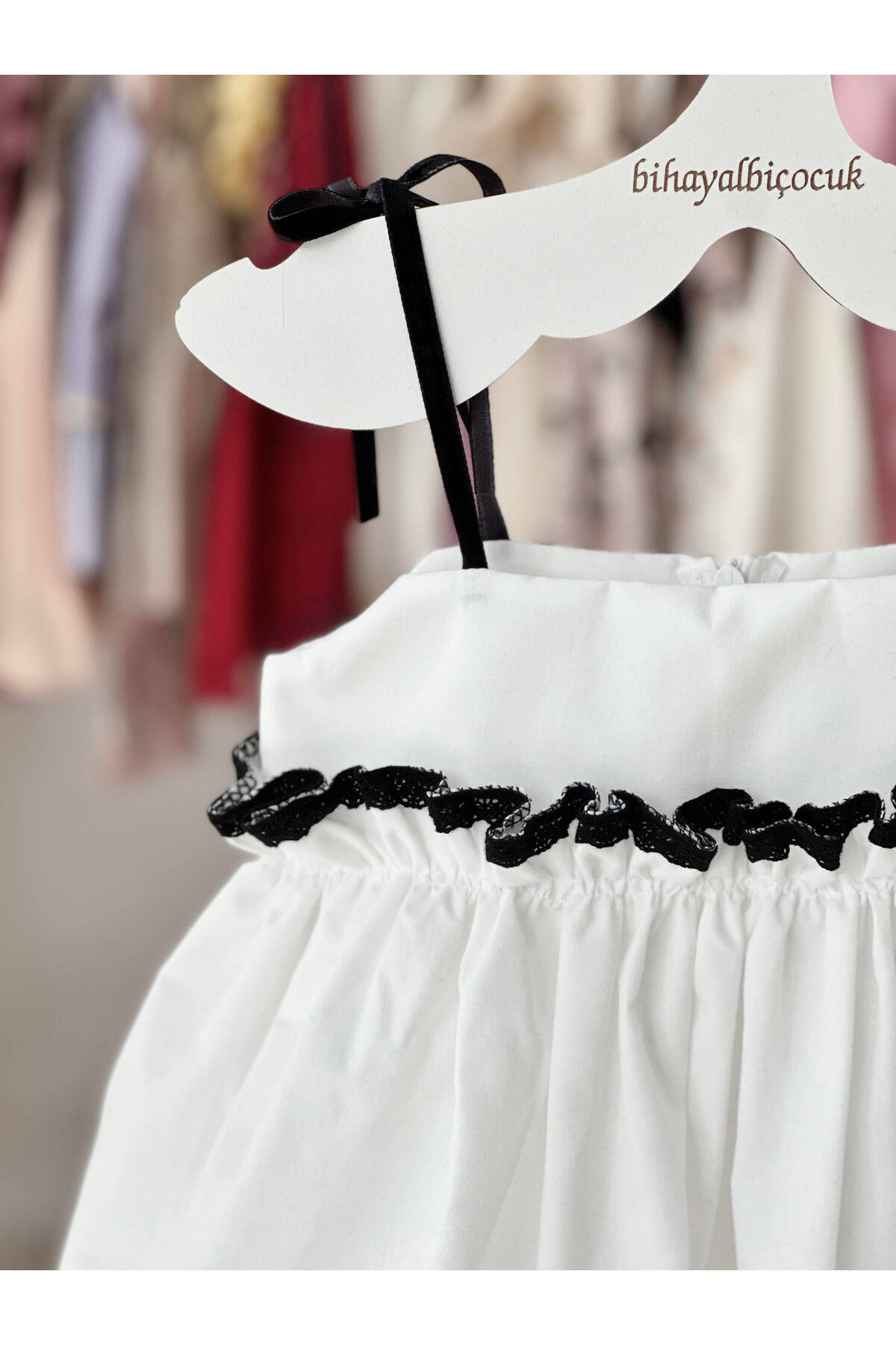 BİHAYALBİÇOCUK Pera Beyaz Askılı Elbise fotoğrafı 4 (önizleme)
