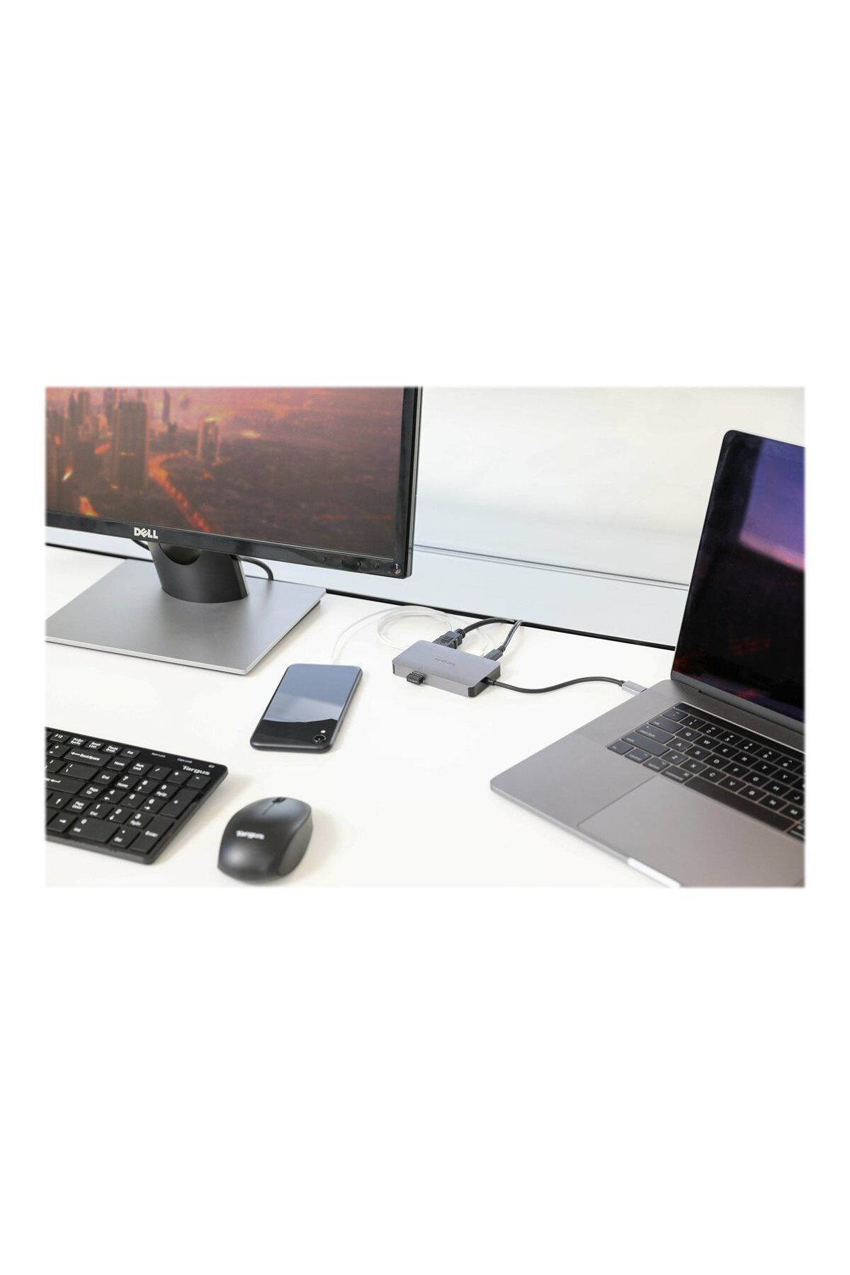 Targus-USB-C DP Alt Mode Single Video 4K HDMI/VGA Docking Station with 100W PD Pass-Thru 12