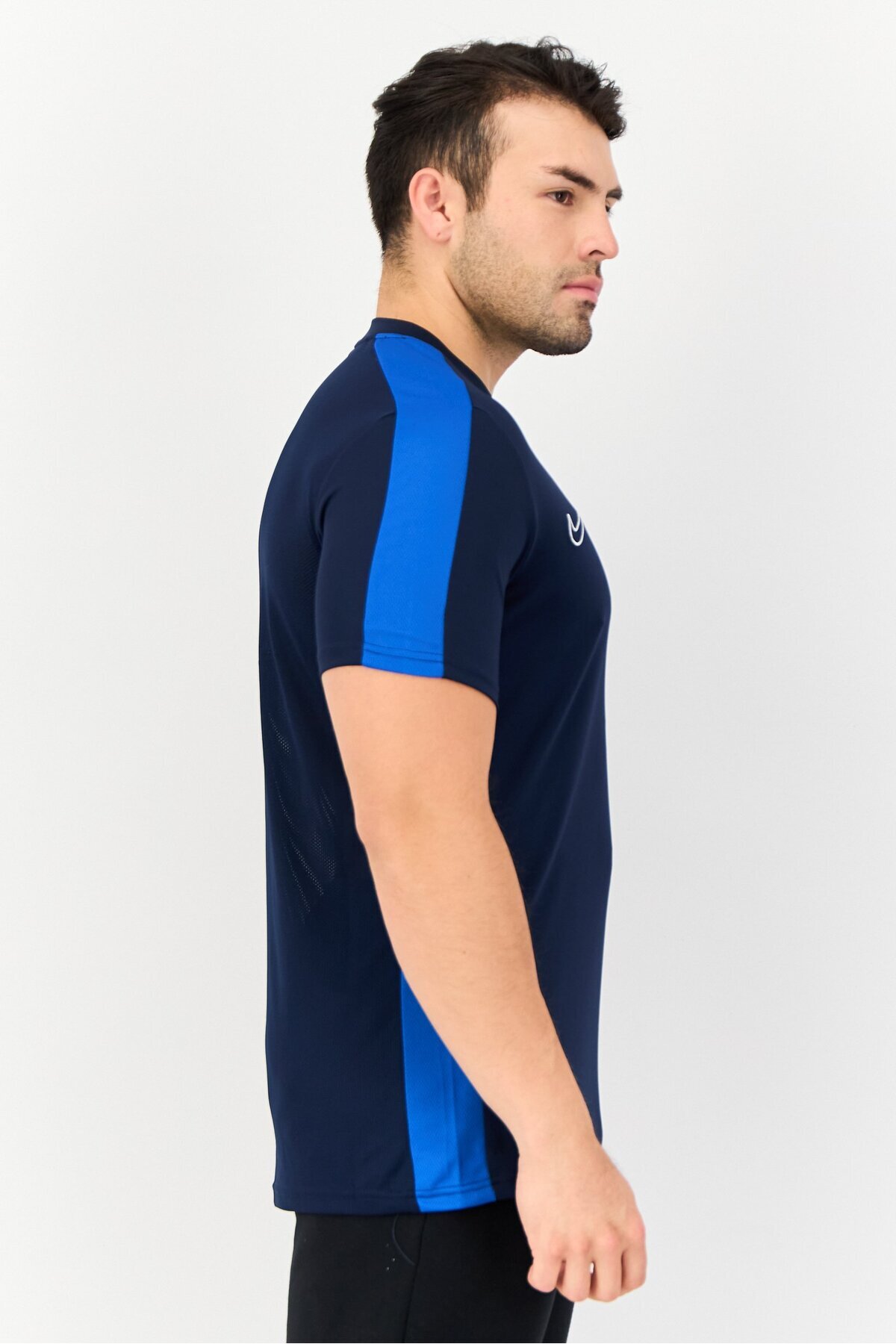 Nike-Men Slim Fit Short Sleeve Soccer T-Shirt, Multicolor 2