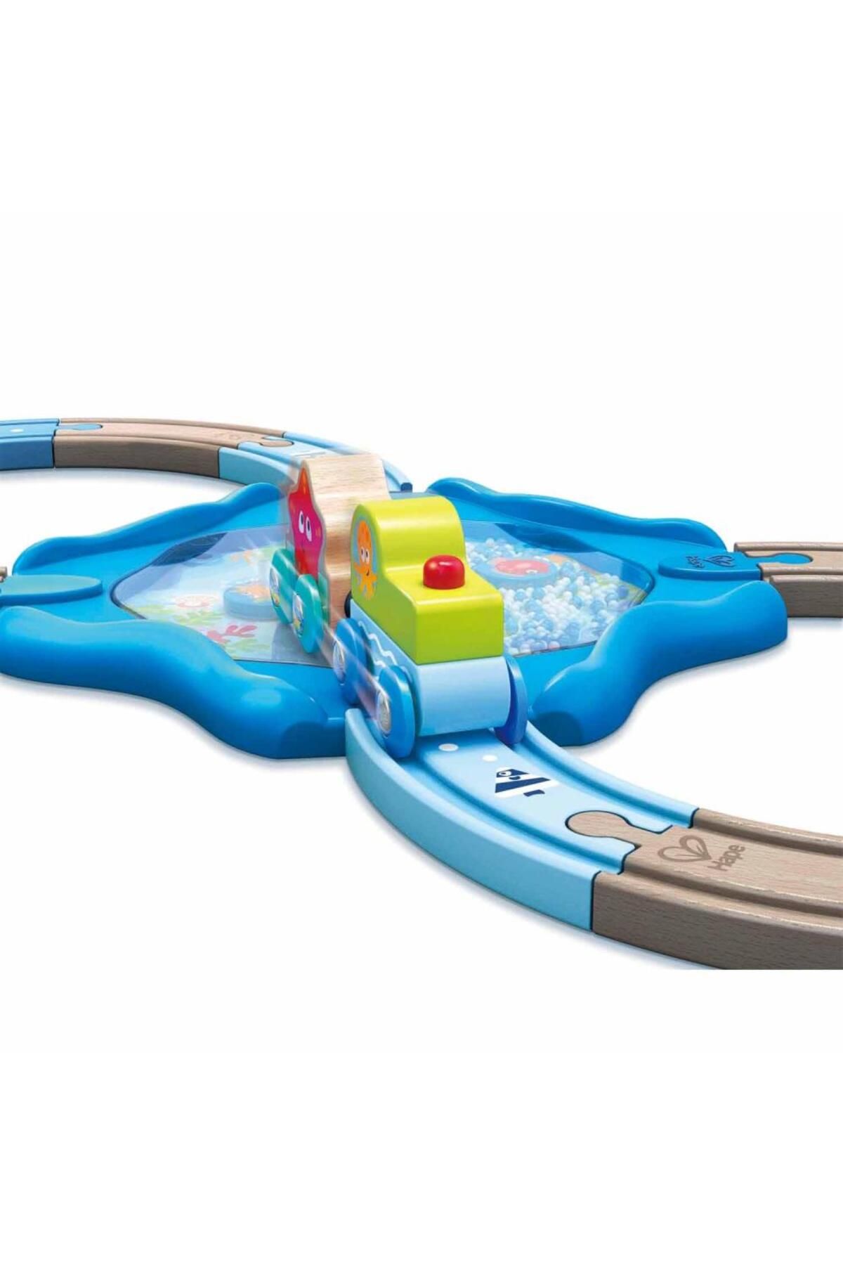 Hape-Aquatic train set 4