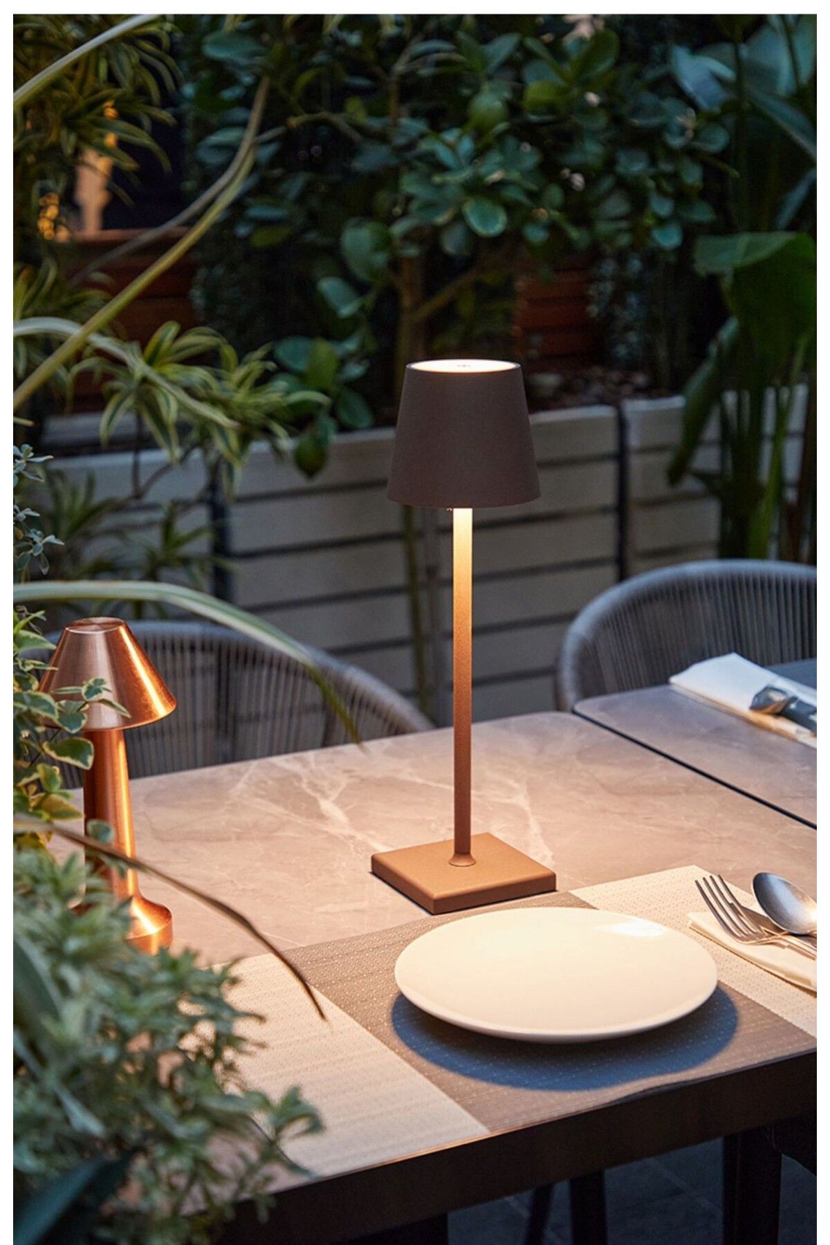Tescomak-Rechargeable touch LED table lamp with telescopic rod, brown 5
