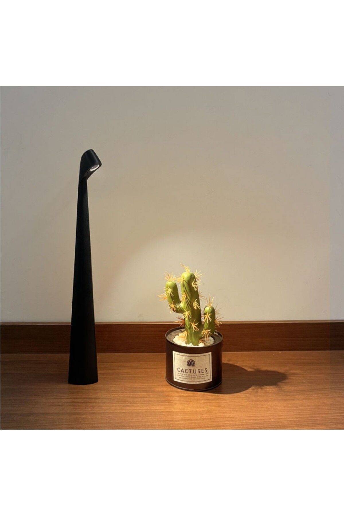 Tescomak-LED table lamp, rechargeable, with 3 brightness levels, black 2