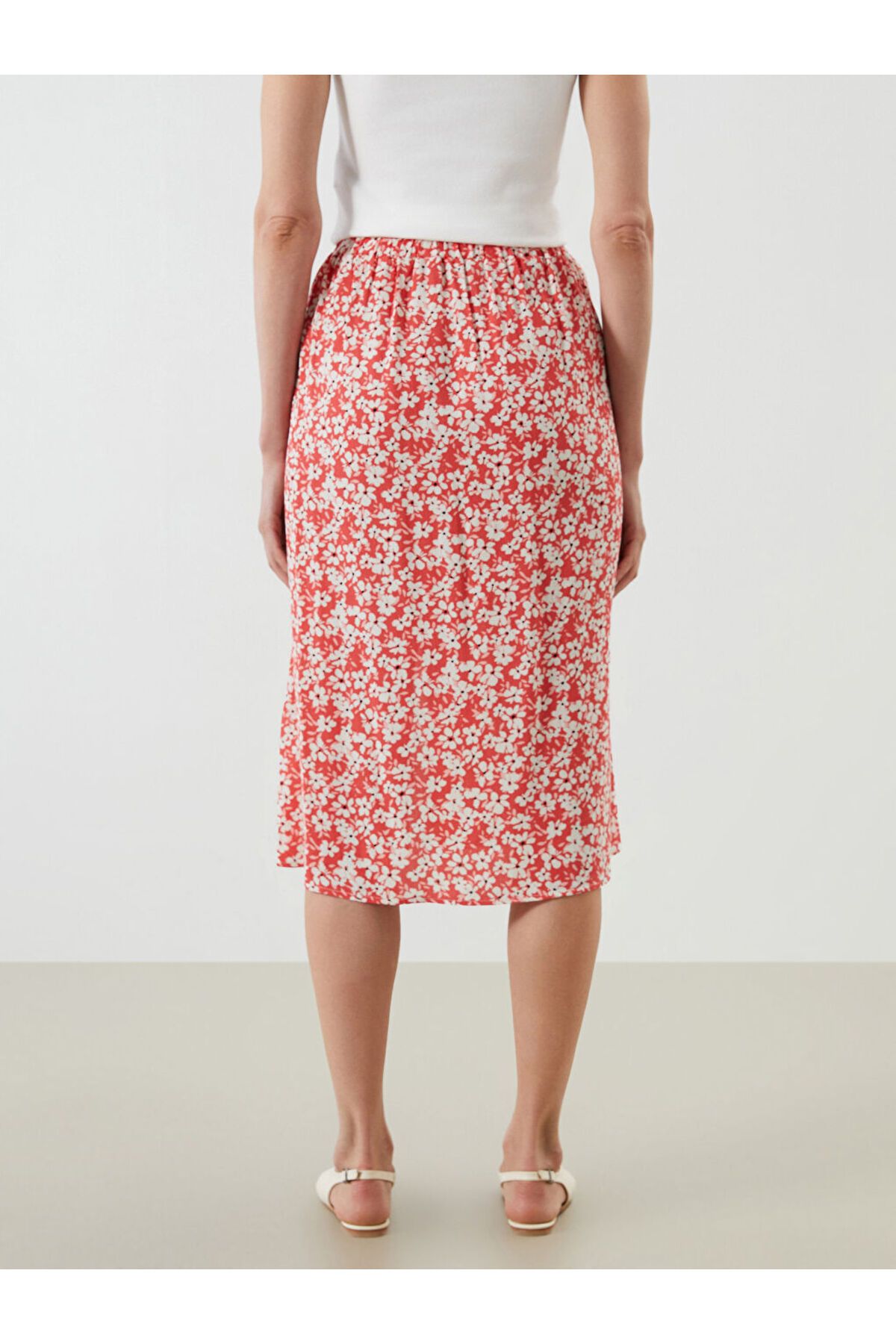 LC Waikiki-Sparkling Selections from Shining Store |   Mixed Elastic Waist Floral Slit Skirt 4
