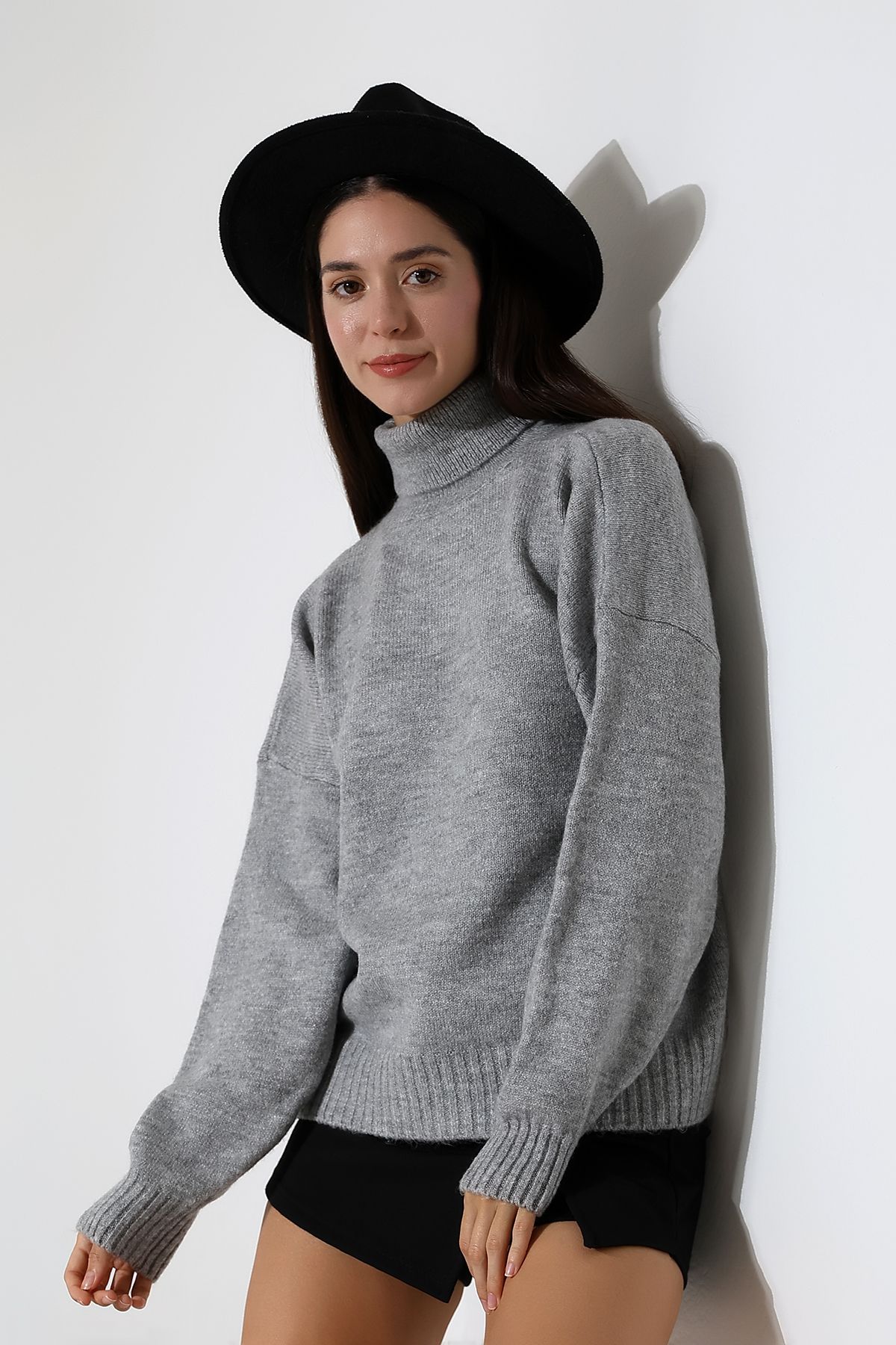 ALCHON-Turtleneck Long Sleeve Single Color Soft Textured Basic Plain Winter Knitwear Sweater 5