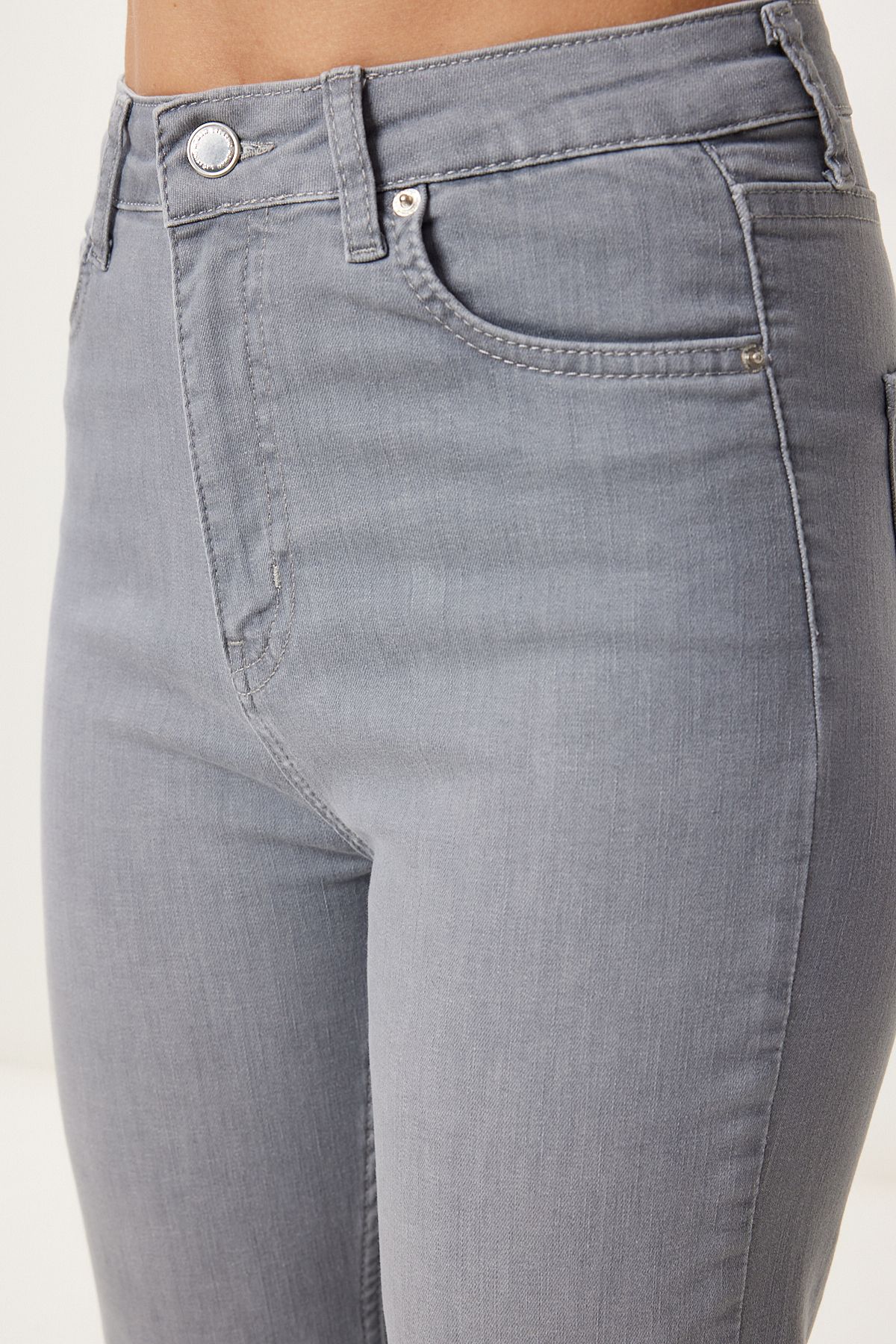 Kadın Gri Geniş Paça Denim Jean FQ00002