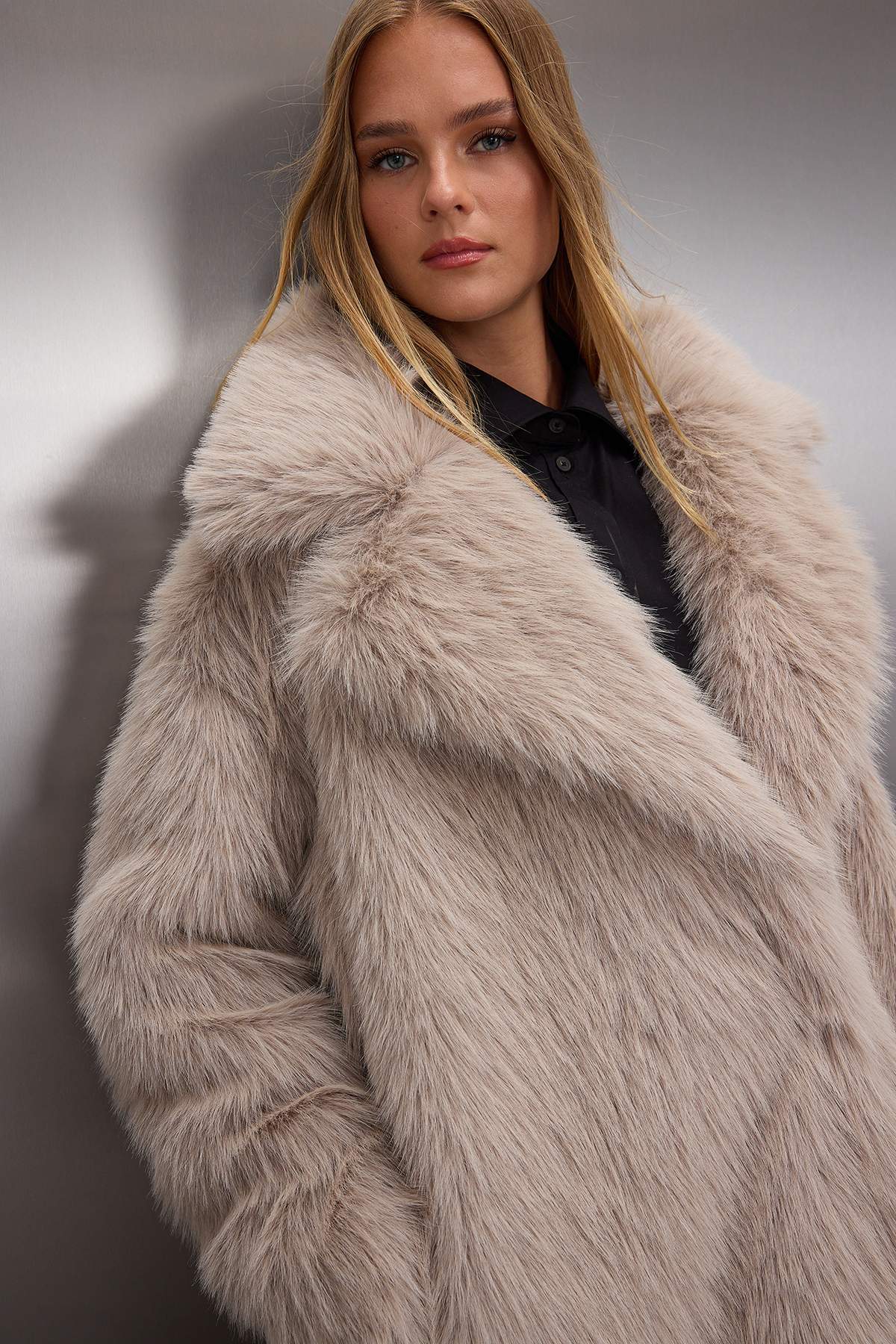 Trendyol Collection Mink Oversize Mold Long Fur Coat