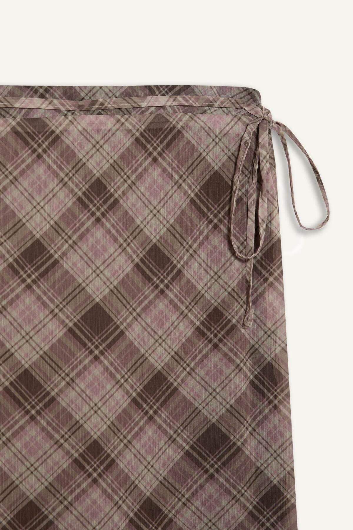 DeFacto-A-Line Checked Chiffon Midi Skirt - Regular Waist Combed Cotton Lined E7589Ax25Sp 8