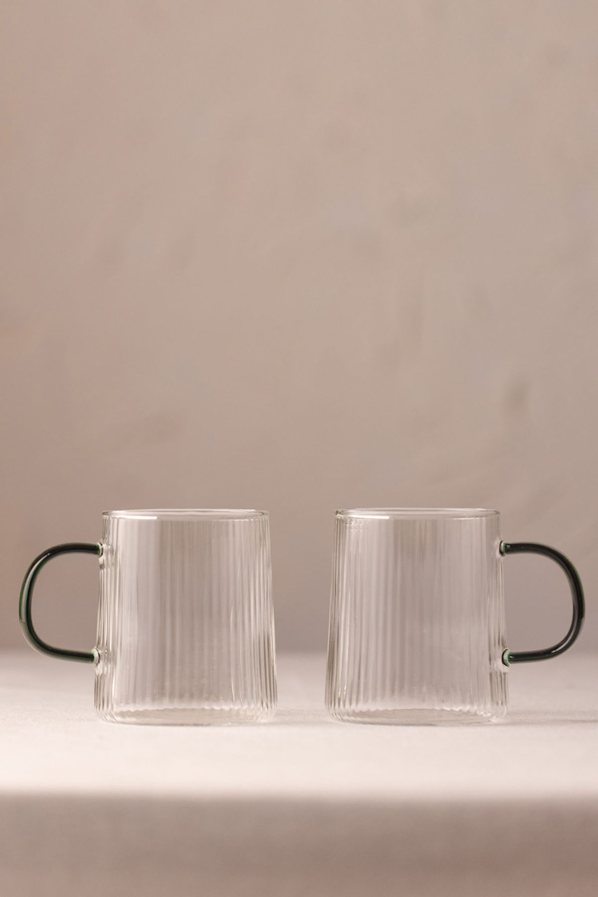 Rakle-Borosilicate Set of 2 Mugs with Green Handle 320 Cc 3