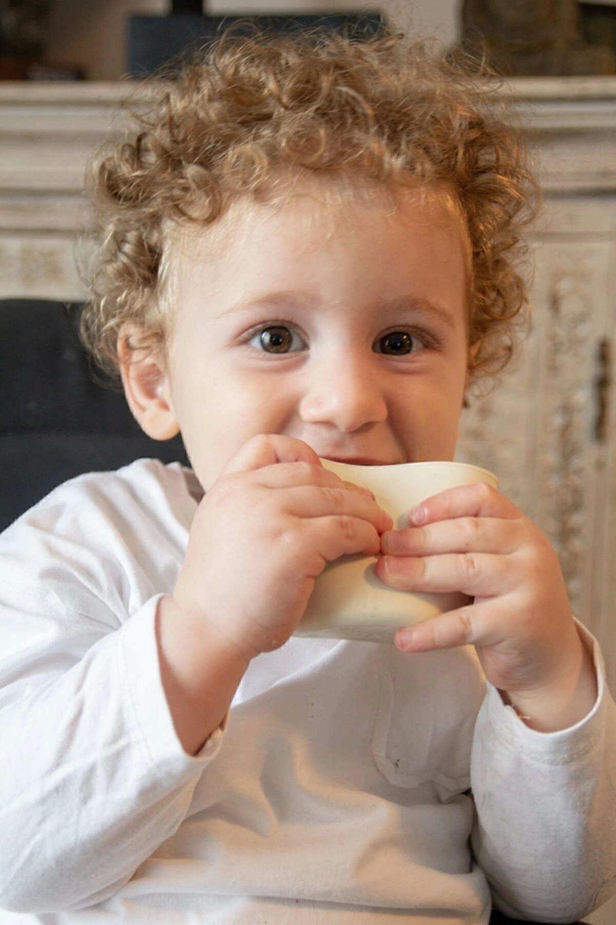 Babyjem Silikon Bardak + Silikon Mama Kaşığı Ekru Silikon Bebek Beslenme Seti fotoğrafı 4 (önizleme)