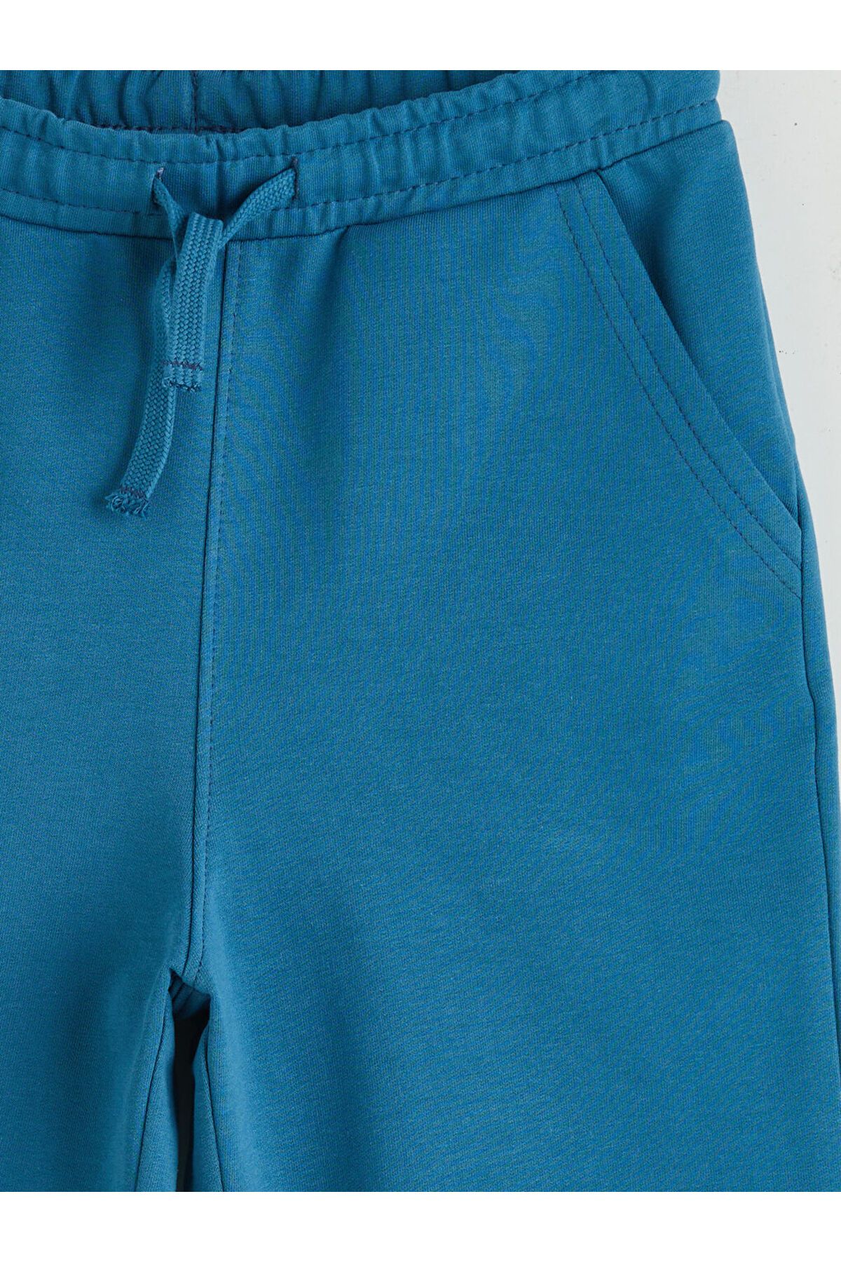 LC Waikiki-Sparkling Selections from Shining Store |   Brown Boy's Shorts with Elastic Waist 3