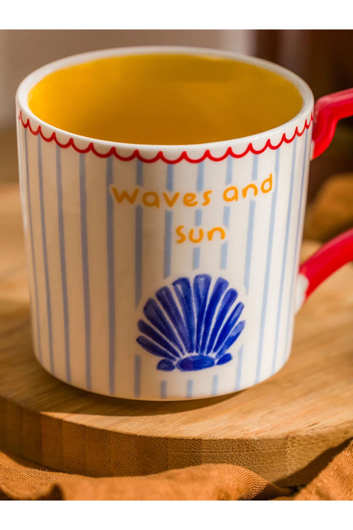 LC Waikiki-Lcw Home Mixed Seashell Printed Porcelain Mug 320 ml 3