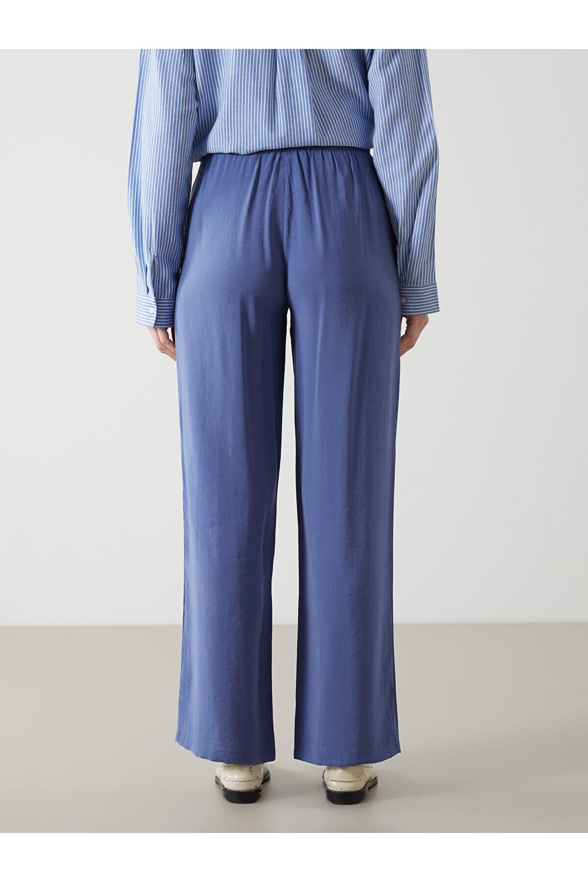 LC Waikiki-Women's Trousers with Elastic Waist 4