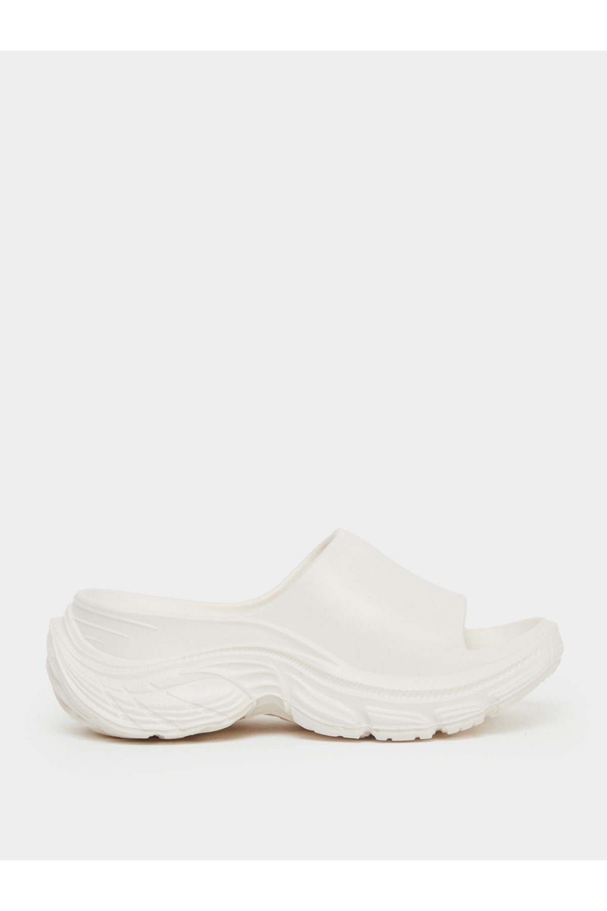 Styli-Chunky Sole Slip-On Slides 1