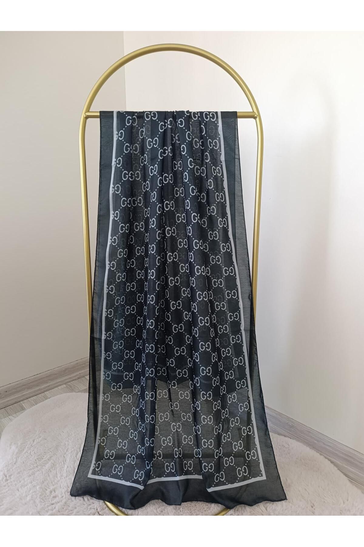 Shawl Passion-Retro Pattern Poly Black and White Shawl 1