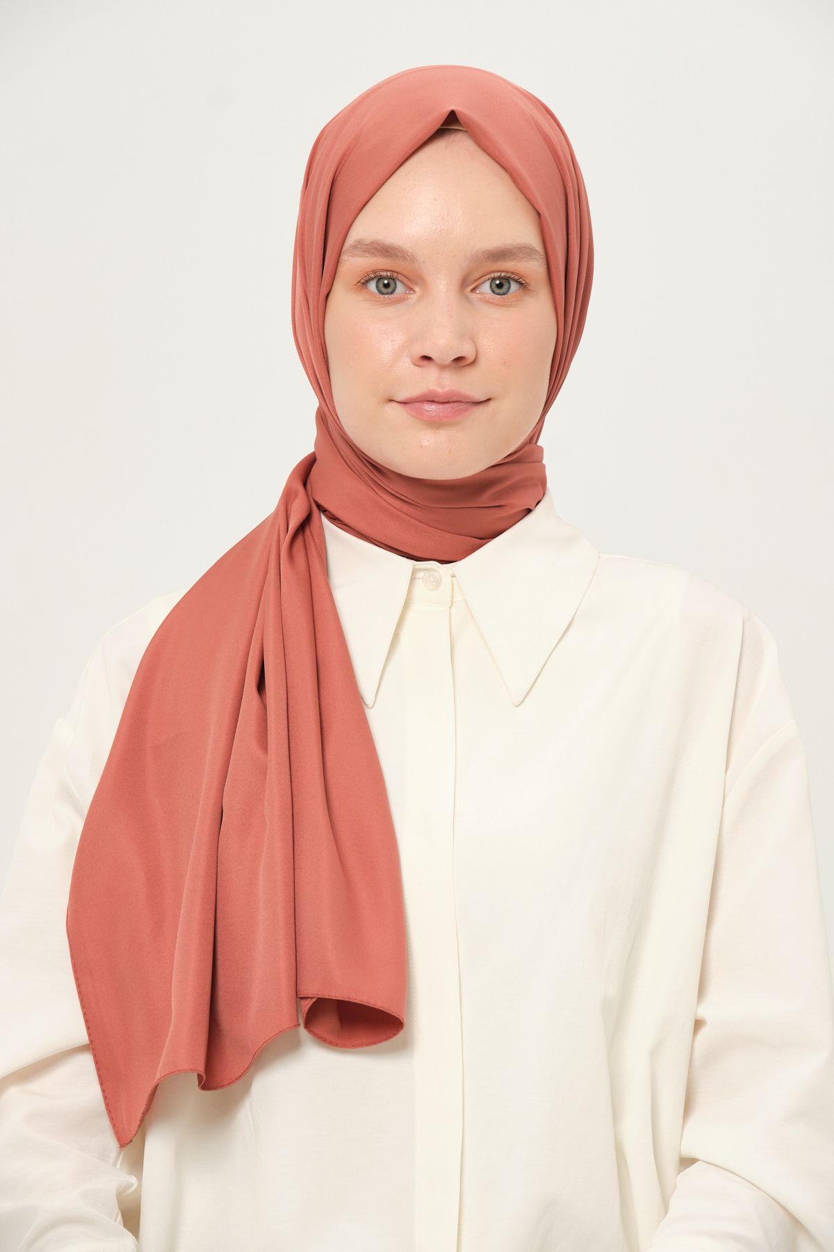 Madame Polo-Plain Twil Shawl Onion Peel Non-Slip Wrinkle-Free Fabric 3
