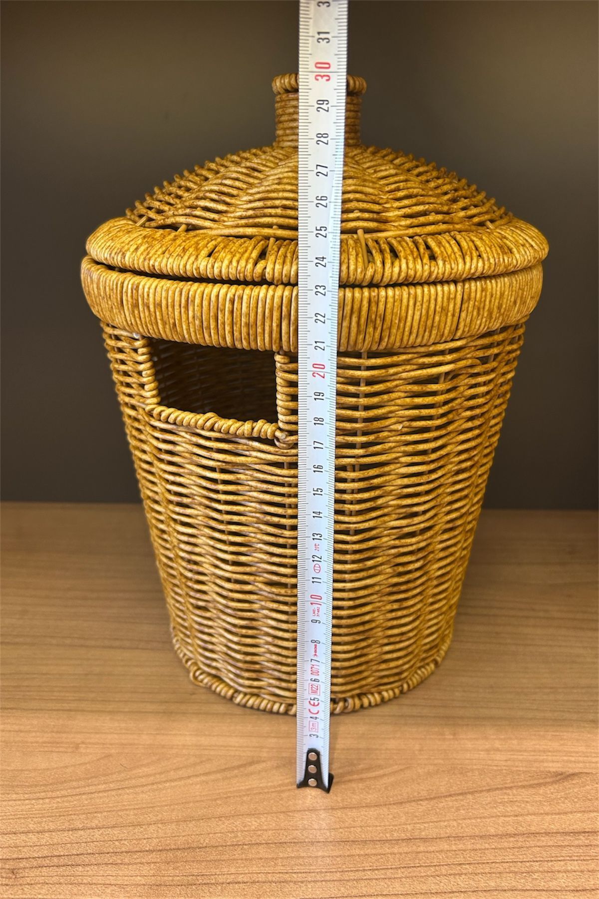 Bayev-Straw Set of 2 Medium and Mini Size Wicker Lid Potato Onion Basket Set Presentation Crisper Laundry Basket 3