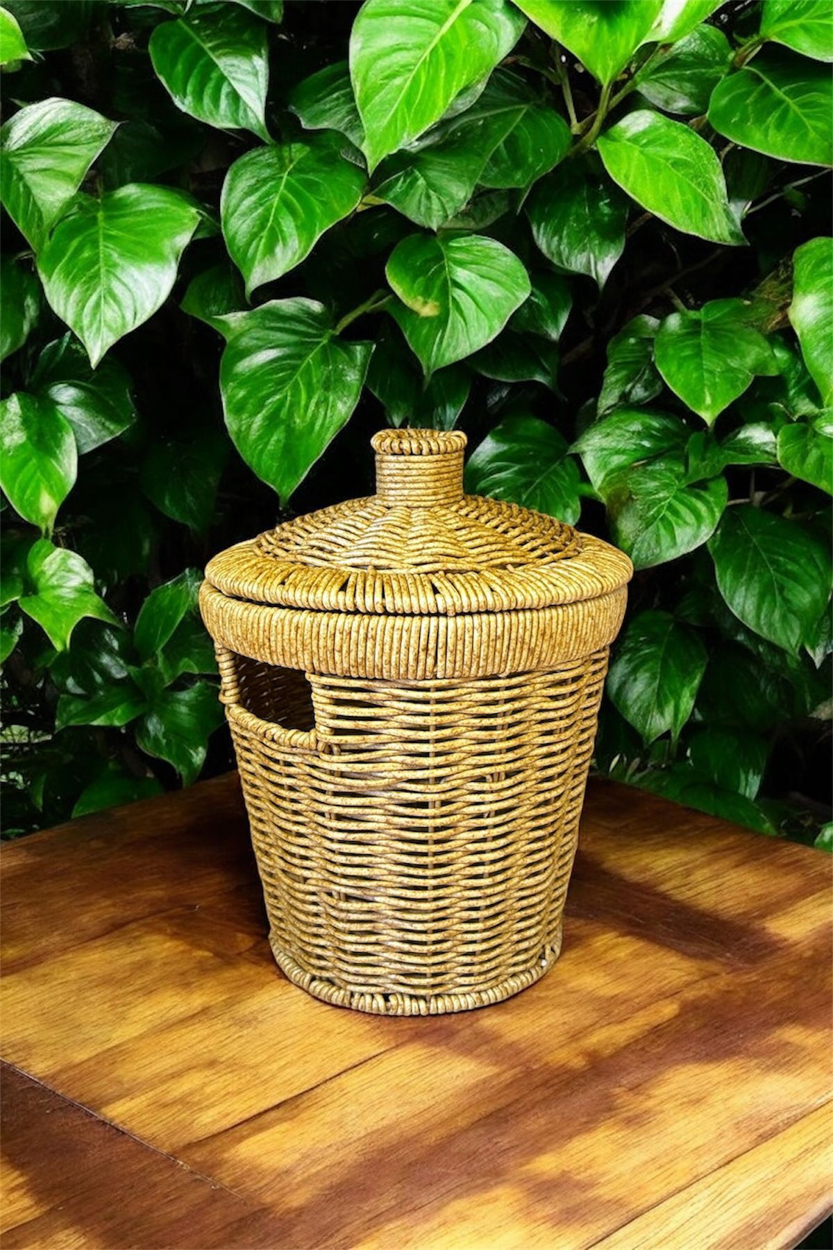 Bayev-Straw Set of 2 Medium and Mini Size Wicker Lid Potato Onion Basket Set Presentation Crisper Laundry Basket 2