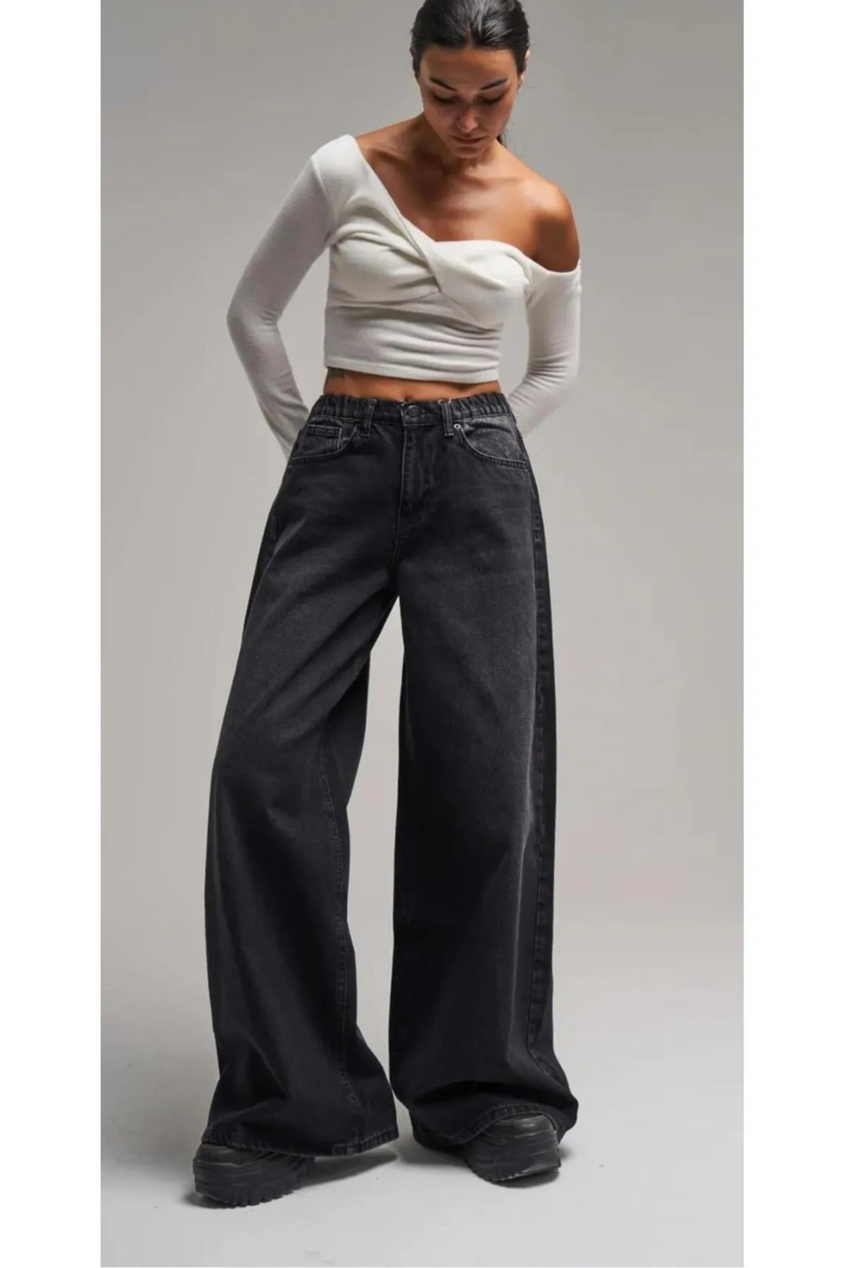 komera Baggy Sleek Smoked Jean Pants