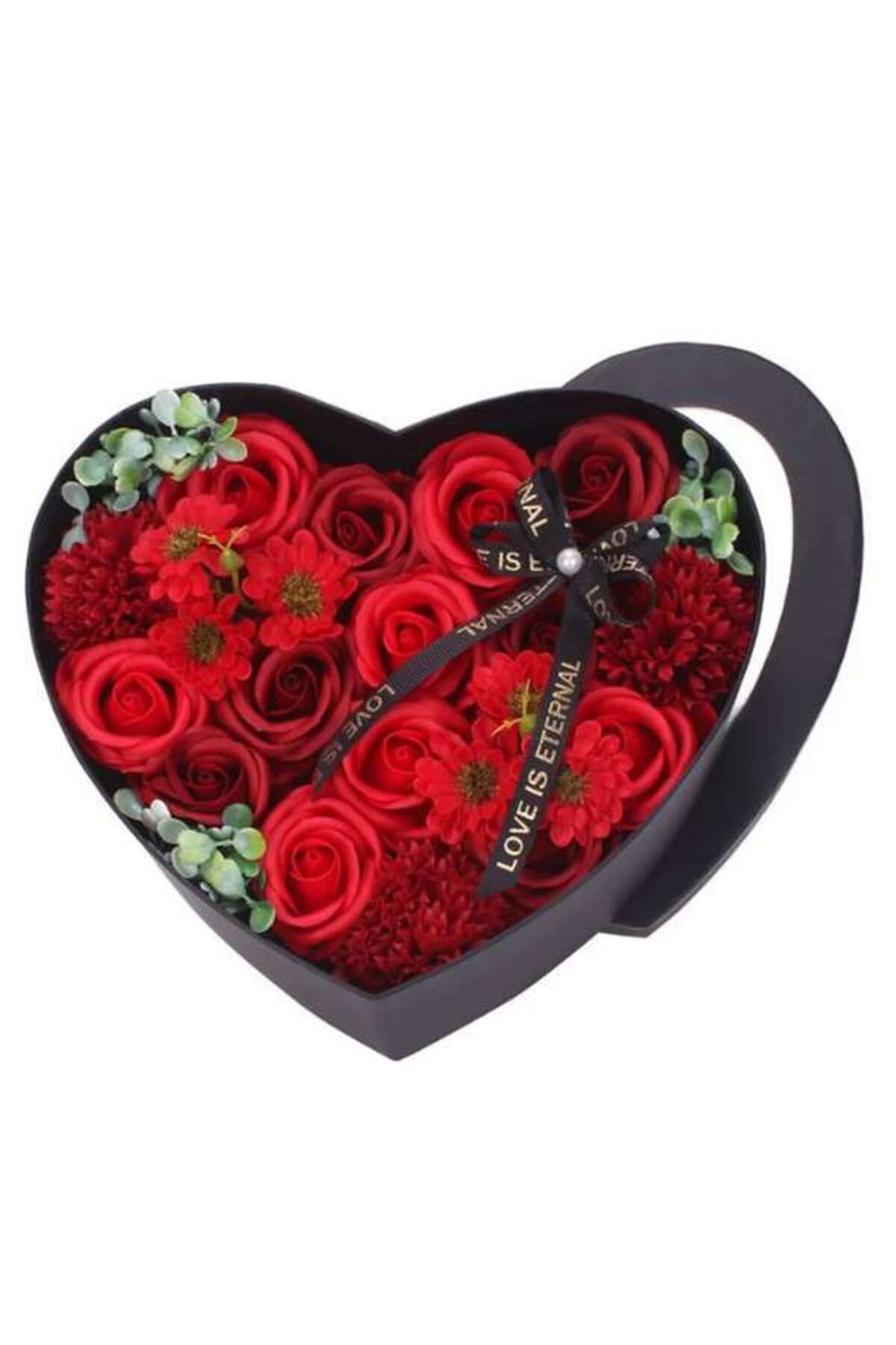 Mercaton Buchet Cu Flori Parfumate Din Sapun In Cutie Forma Inima, 22 X 20 X 9 Cm - One Size