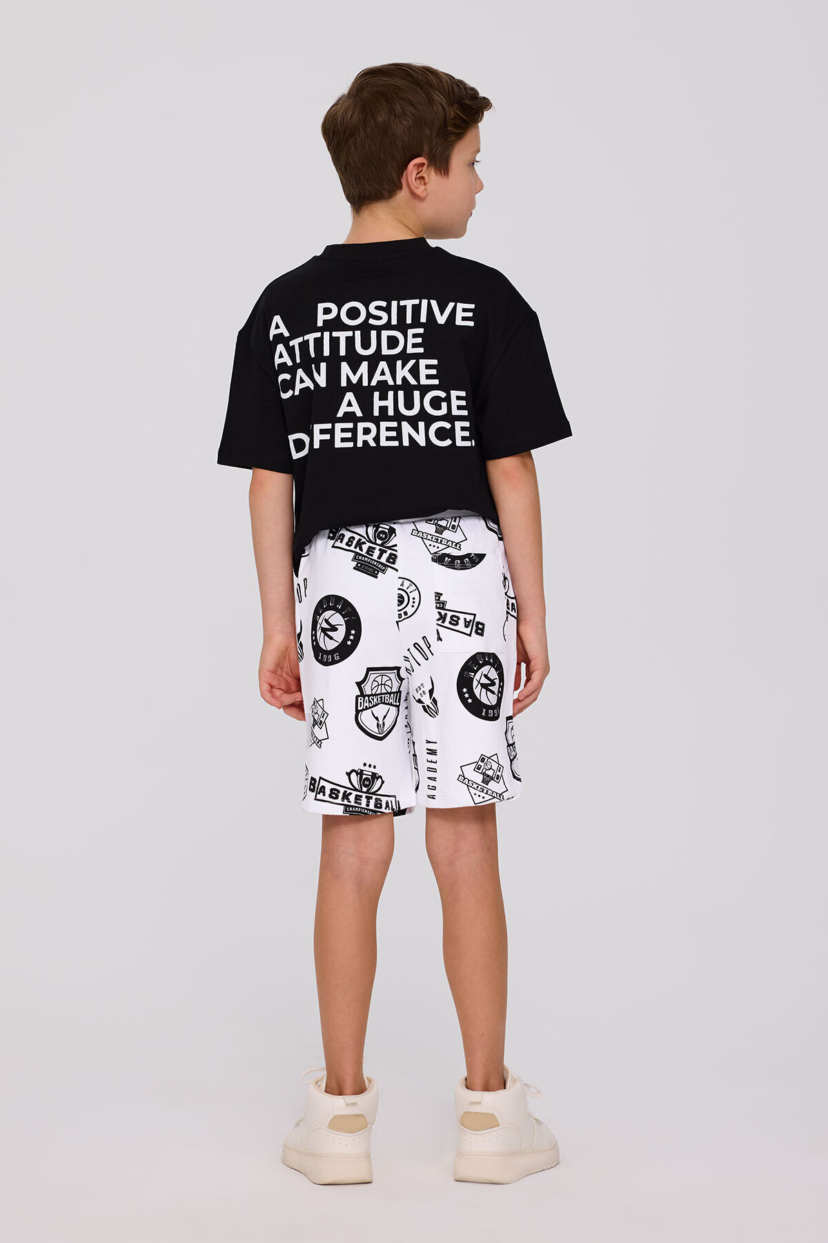Nebbati-Boy Patterned Shorts 4