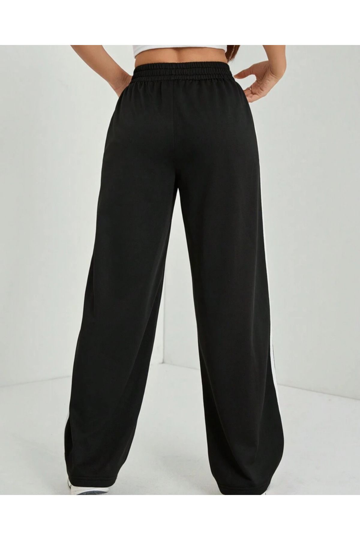 Touz Moda-Gothic Web Oversize Elastic Baggy Sweatpants 3