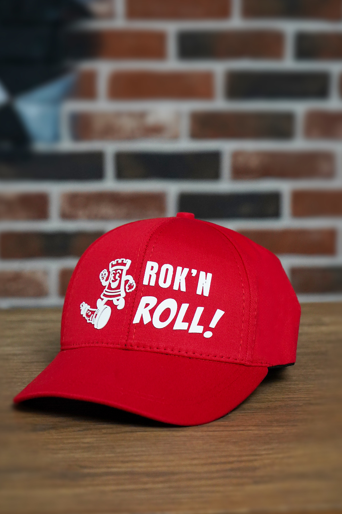 ROK’N ROLL! Satranç Temalı Şapka | Unisex Mizahi Tasarım Şapka resmi