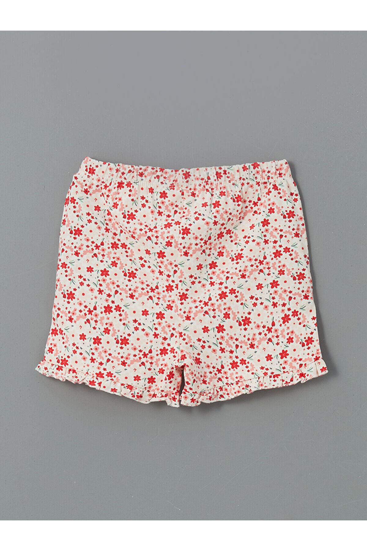 LC Waikiki Elsiva Collection Ekru Çiçekli Kız Bebek Çıtçıtlı Body ve Şort 2'li fotoğrafı 5 (önizleme)