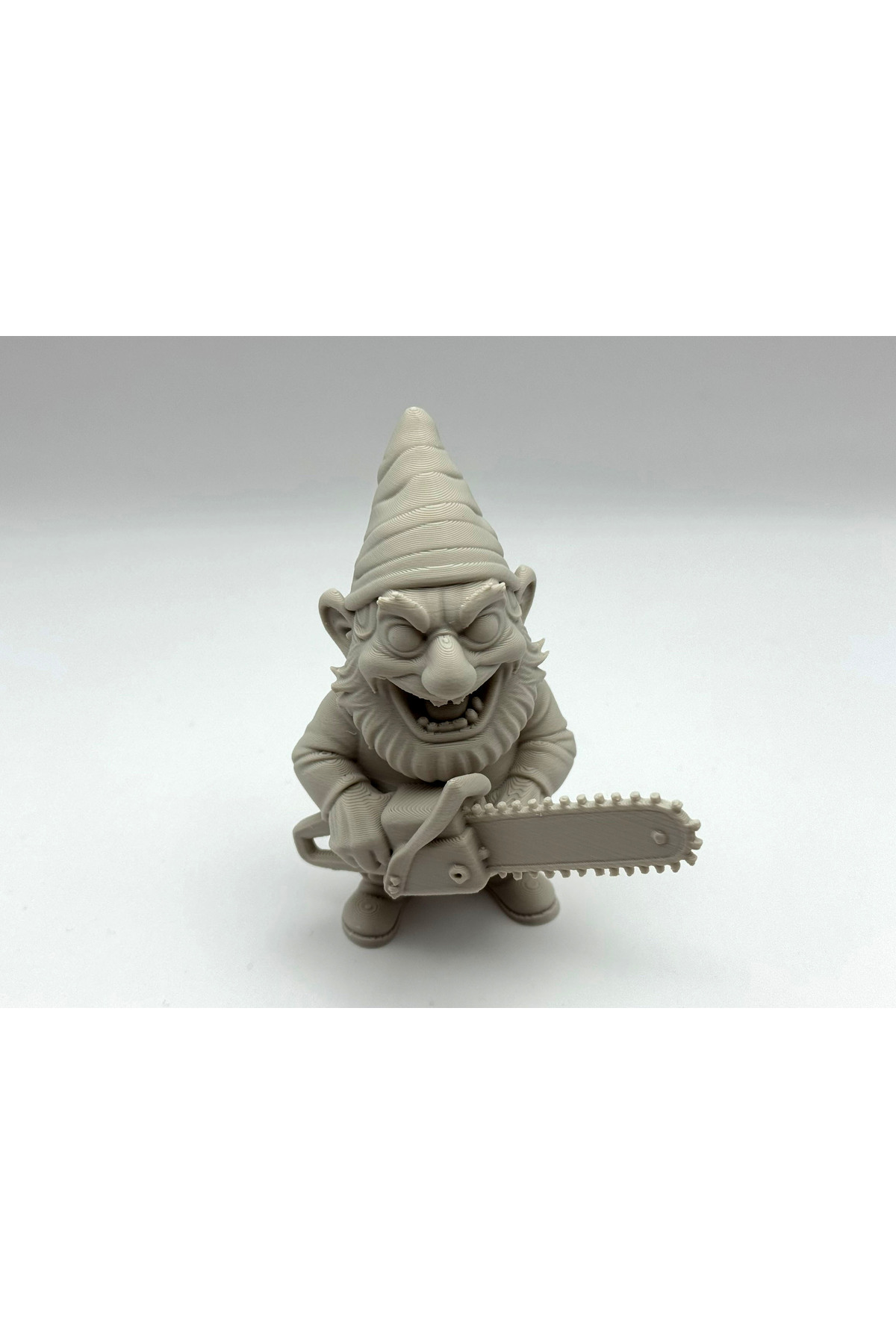 Rebel Gartenzwerg Figur Crazy Dwarf - Sägezwerg 10 CM
