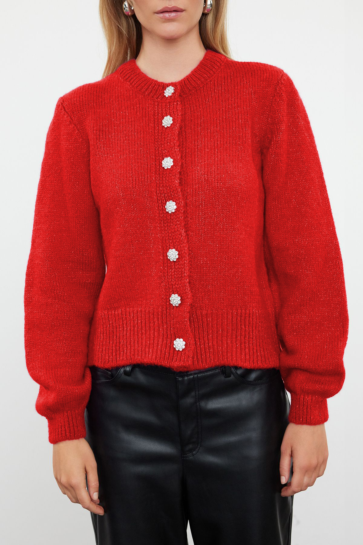 Trendyolmilla  Nar Çiçeği Yumuşak Dokulu Mücevher Düğmeli Ceket Görünümlü Triko Hırka TWOAW21HI0034 - Görsel 3