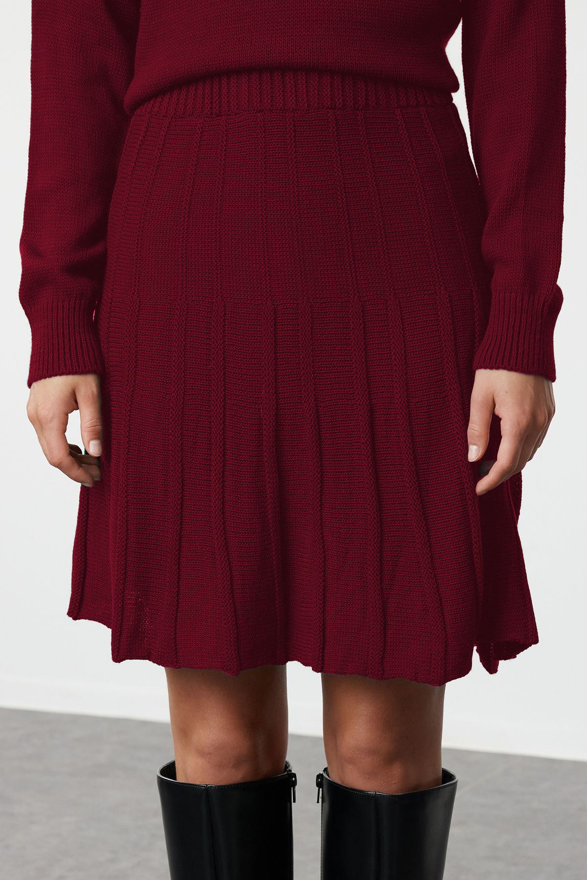 Trendyol Collection Bordó redőzött szoknya kötöttáru alsó felső szett TWOAW23AU00184