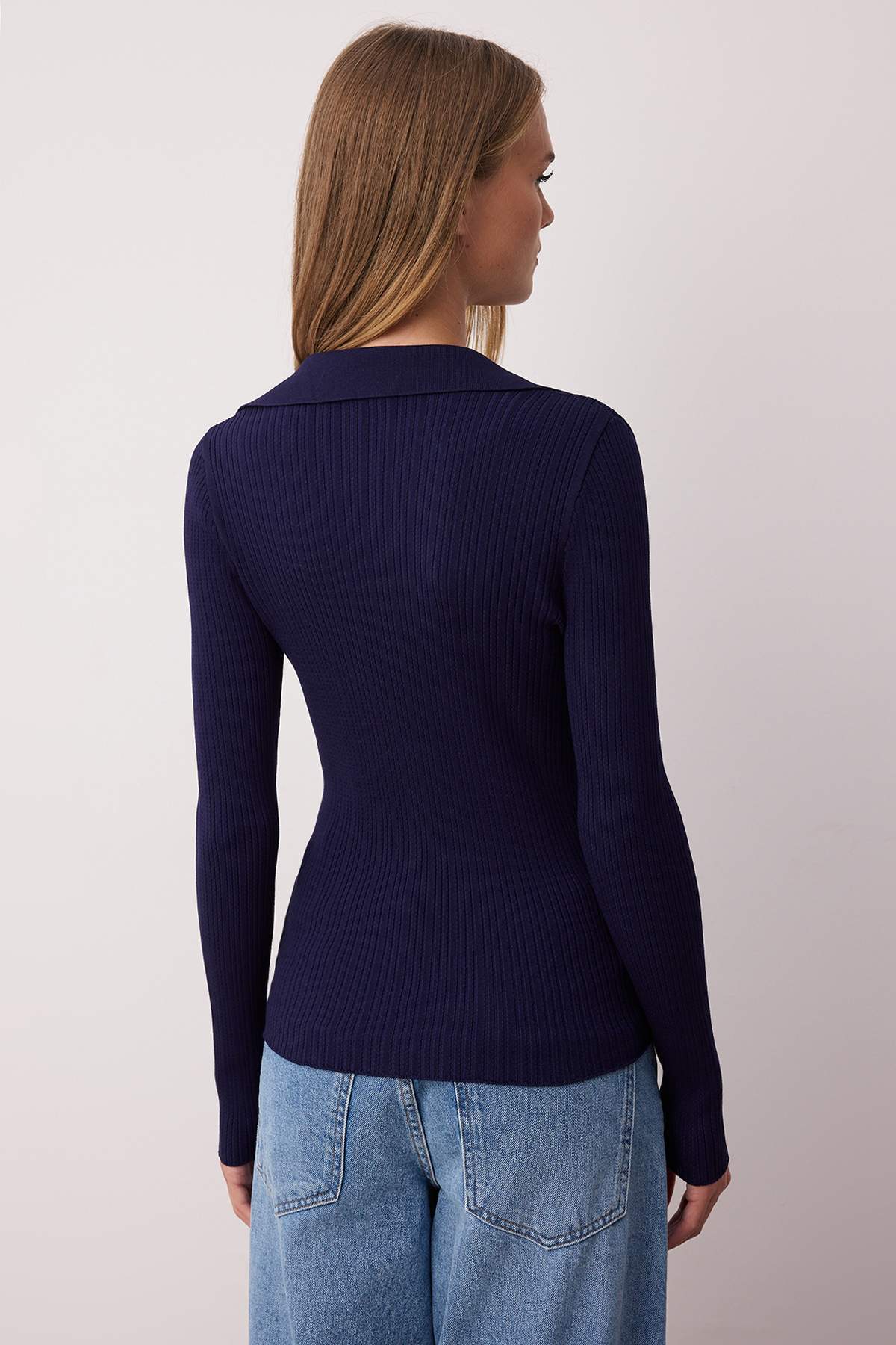 Trendyolmilla  Wardrobe Essentials Lacivert Fitted/Vücuda Oturan Merserize Görünümlü Triko Hırka TWOAW26HI00113 - Görsel 4