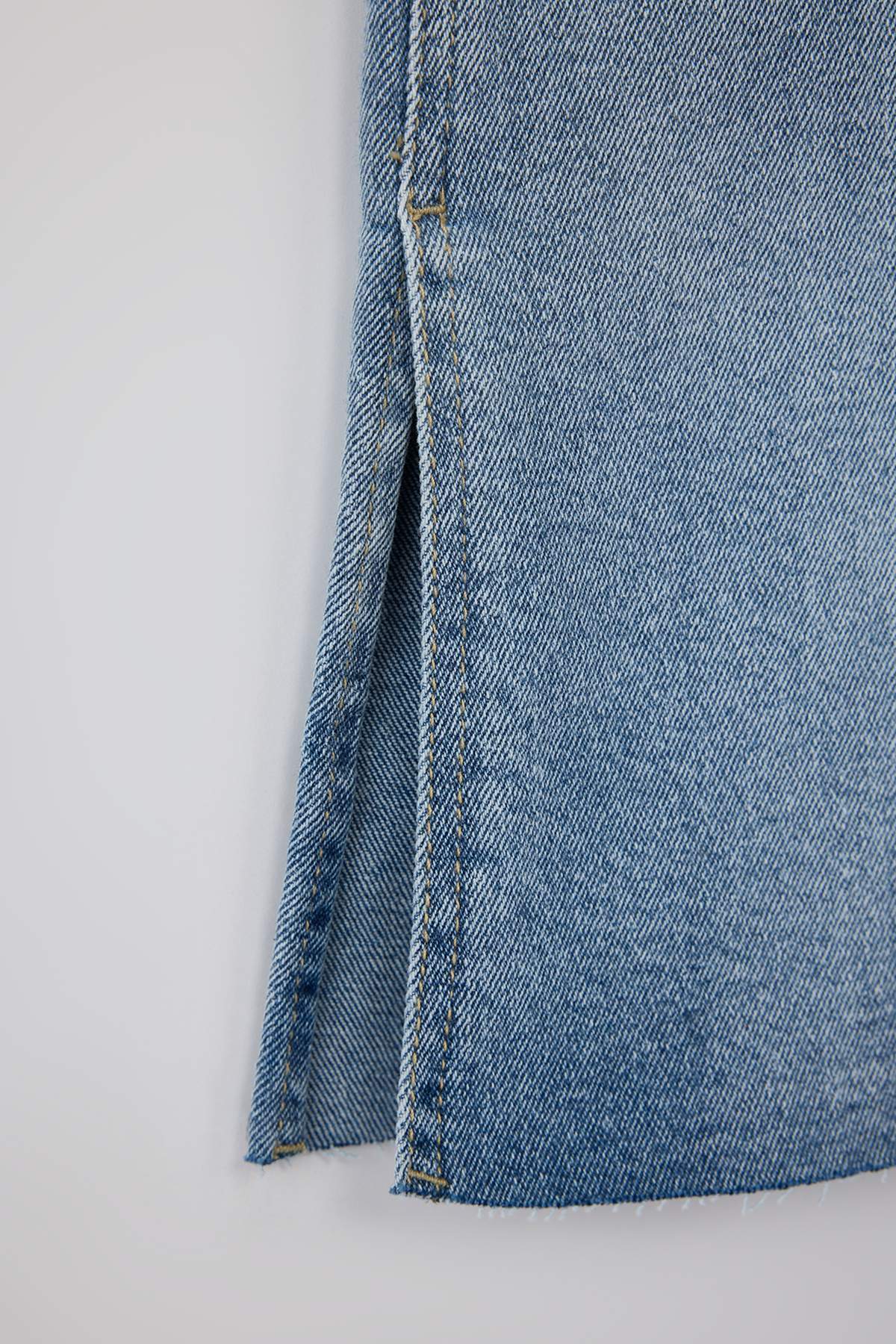 Trendyolmilla  Mavi Yırtmaç Detaylı Yüksek Bel Comfort/Esnek Flare İspanyol Paça Jeans TWOAW26JE00022 - Görsel 6