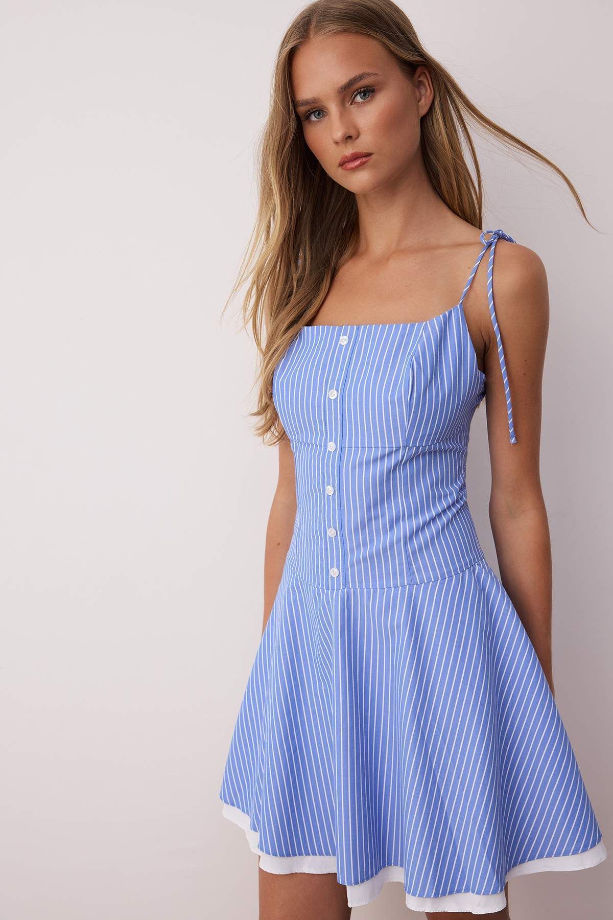 Trendyol Collection-Mini rochie țesută cu dungi albastre la talie TWOSS25EL00876 2