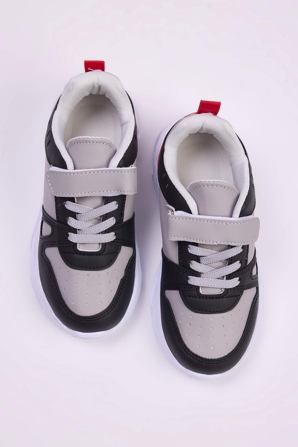 trendyol-shoes-boys-sneaker