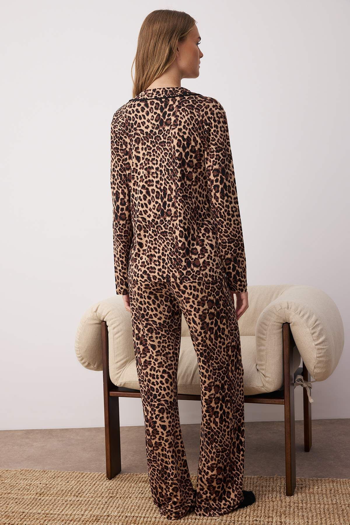 Trendyol Collection-Sada pyžama s leopardím vzorem stuha s mašlí - Thmaw25Pt00107 4