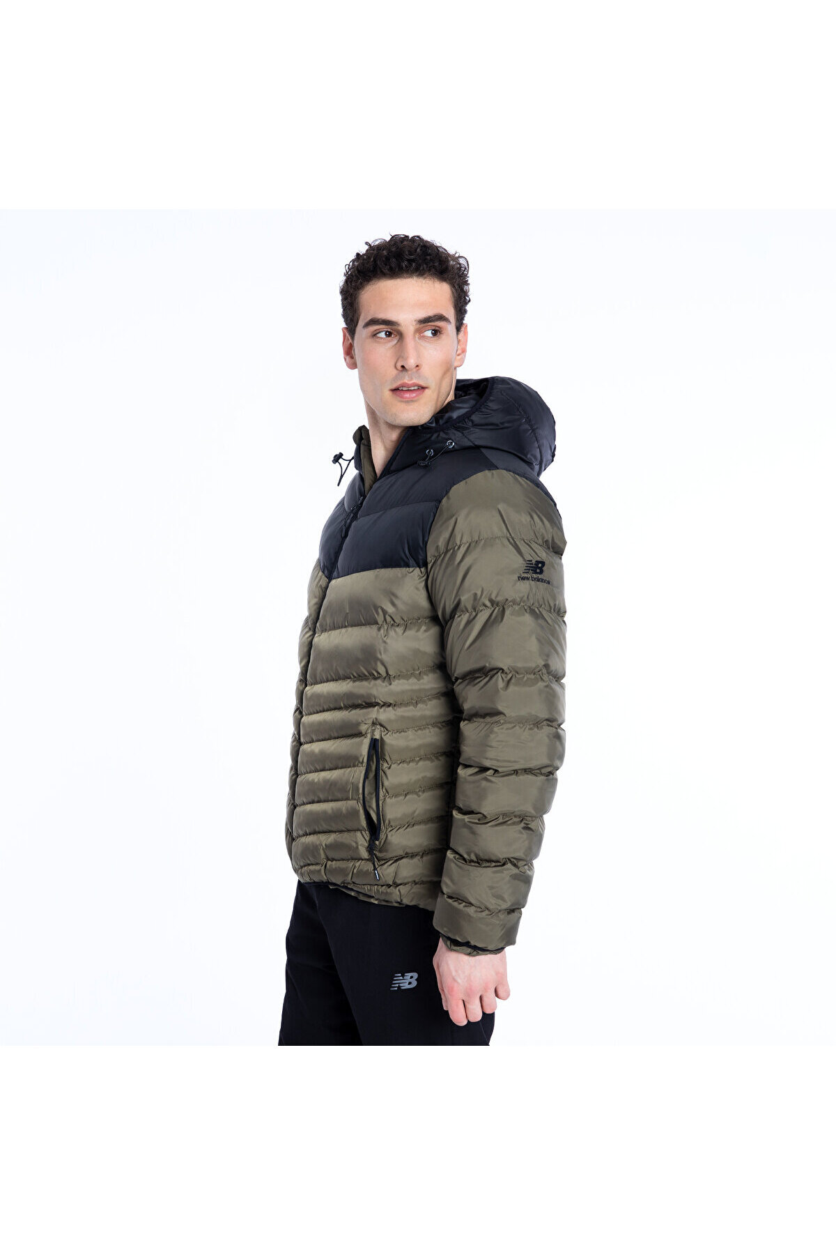 New Balance-MNJ3233 Kaki Paltoane și veste pentru bărbați 2