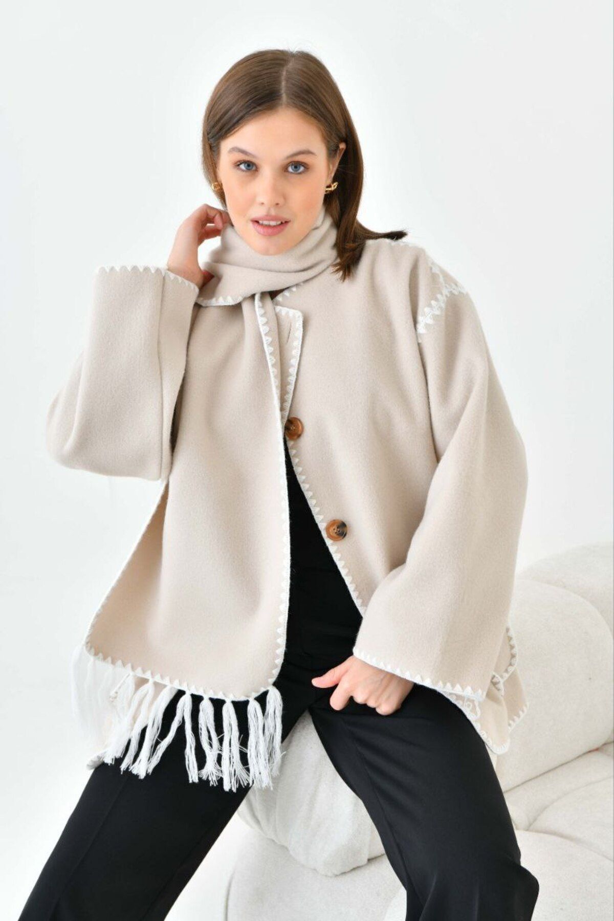 ELİSA-Bestickter Schal mit weichem Stempelmuster - Jacke Creme 1