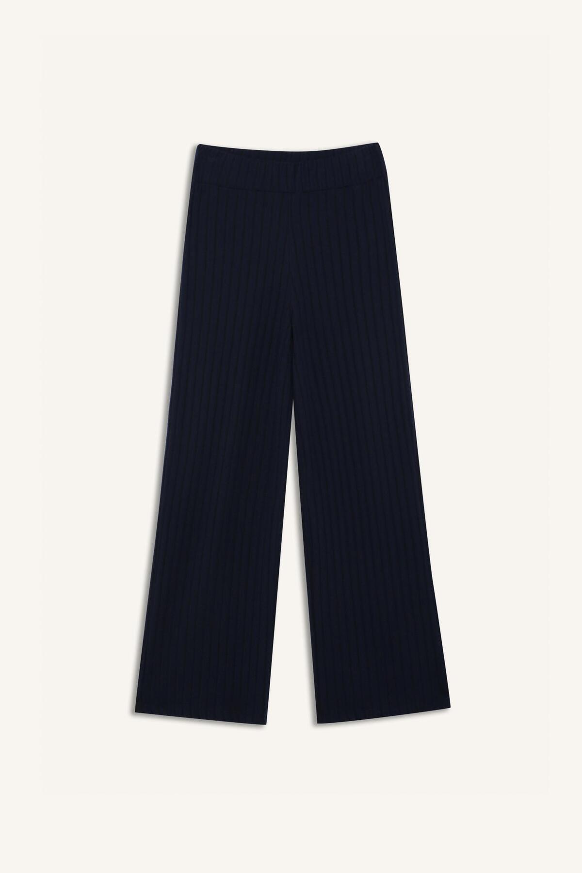 DeFacto-Regular Fit Corduroy Camisole Winter Pants Normal Waist B2405Ax25Sp 6