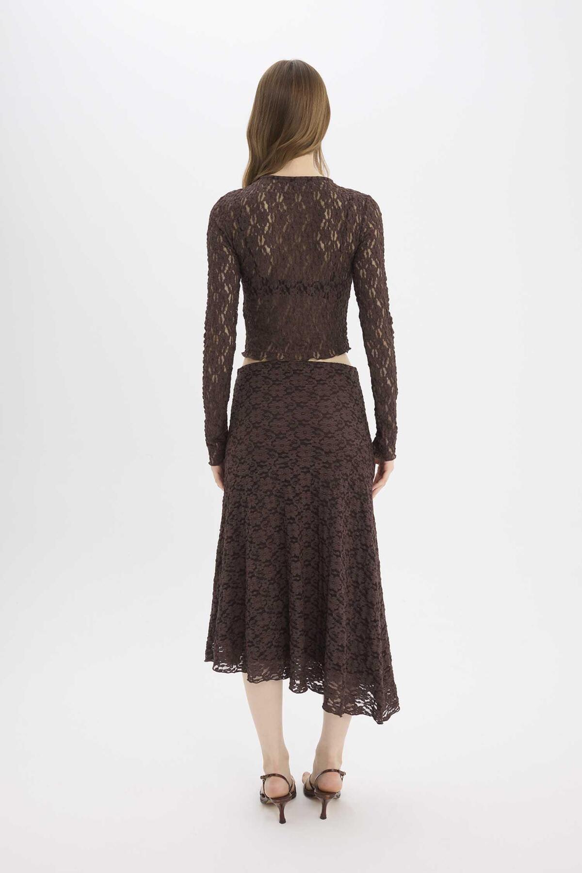 DeFacto-Asymmetrischer Maxirock aus Spitze mit normaler Taille E4812ax25sp 7