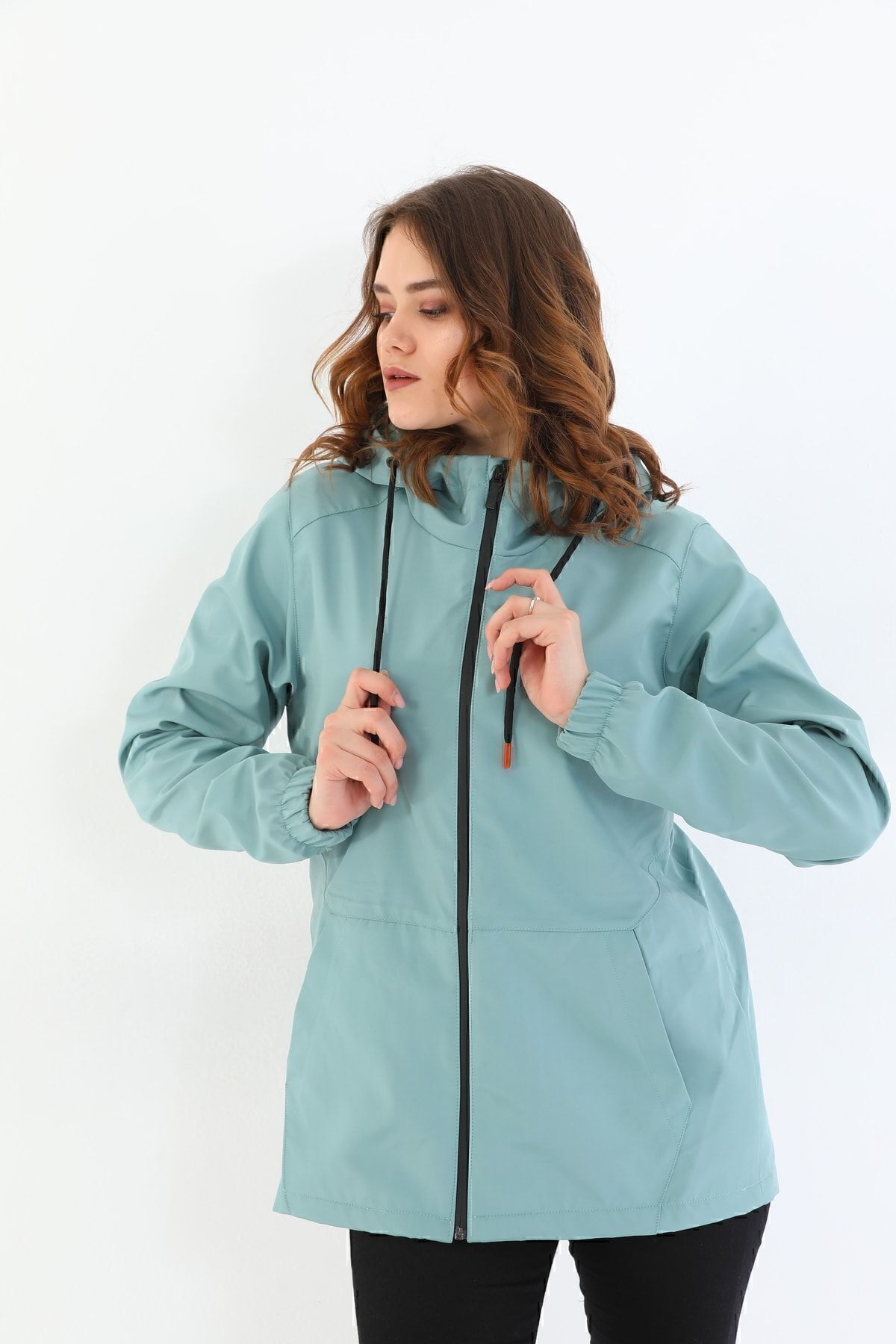 Montland  Kadın Mint Yeşil Içi Astarlı Su Geçirmez Ve Rüzgara Dayanıklı Kapüşonlu Cepli Yağmurluk - Rüzgarlık - Görsel 2