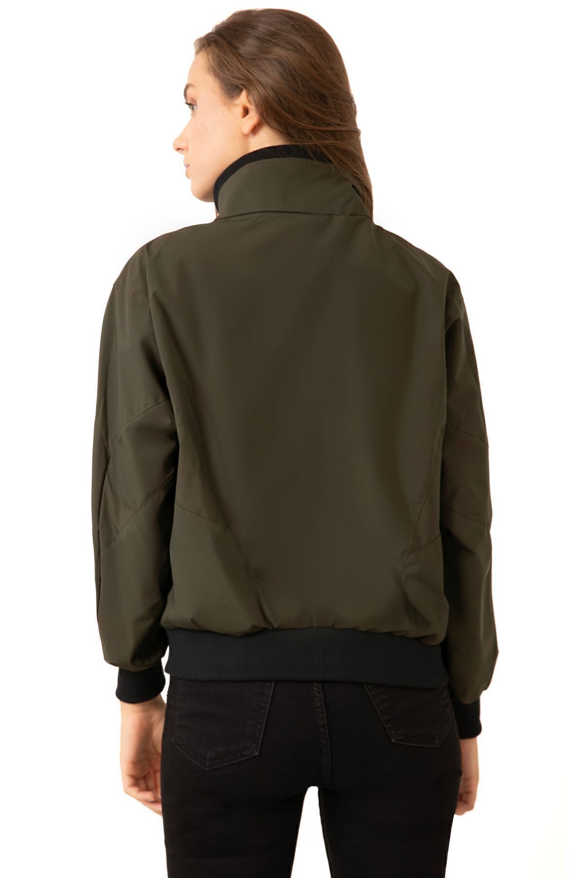 Montland  Kadın Haki Dik Yaka Su ve Rüzgar Geçirmez Oversize Crop Mevsimlik Yağmurluk Rüzgarlık - Görsel 4