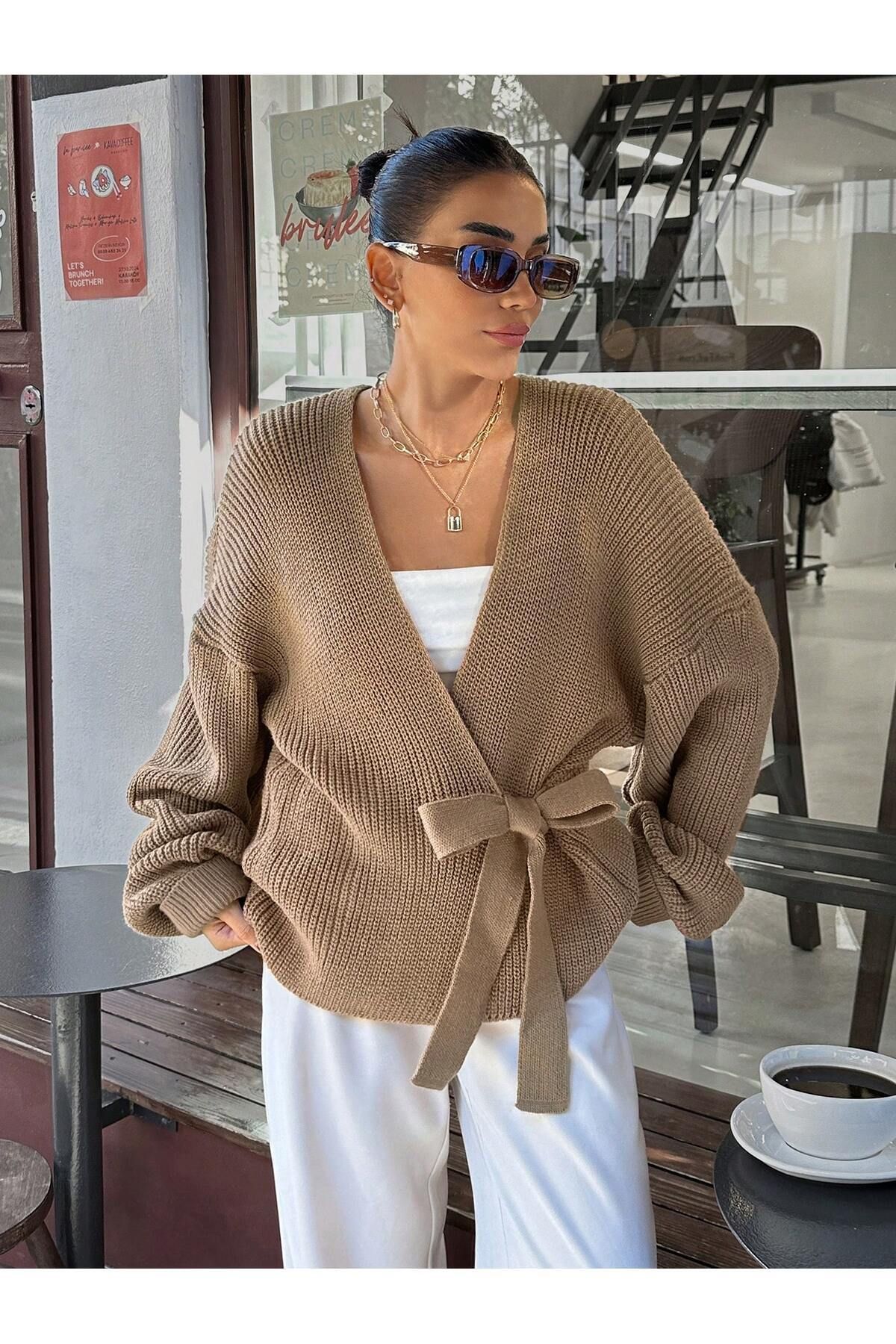 tofan-Knitted Cardigan with Binding Detail 1