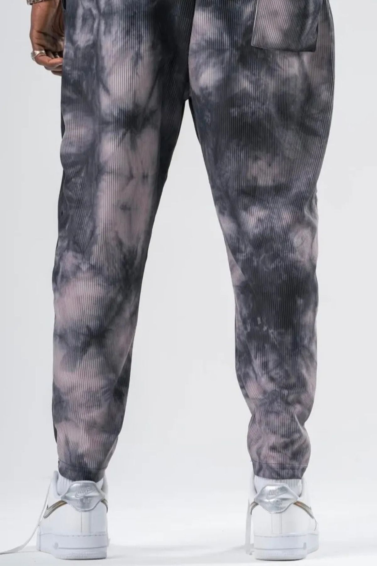 Superbluemexico-Men's Tie-Dye Patterned Elastic Smoked Trousers 4