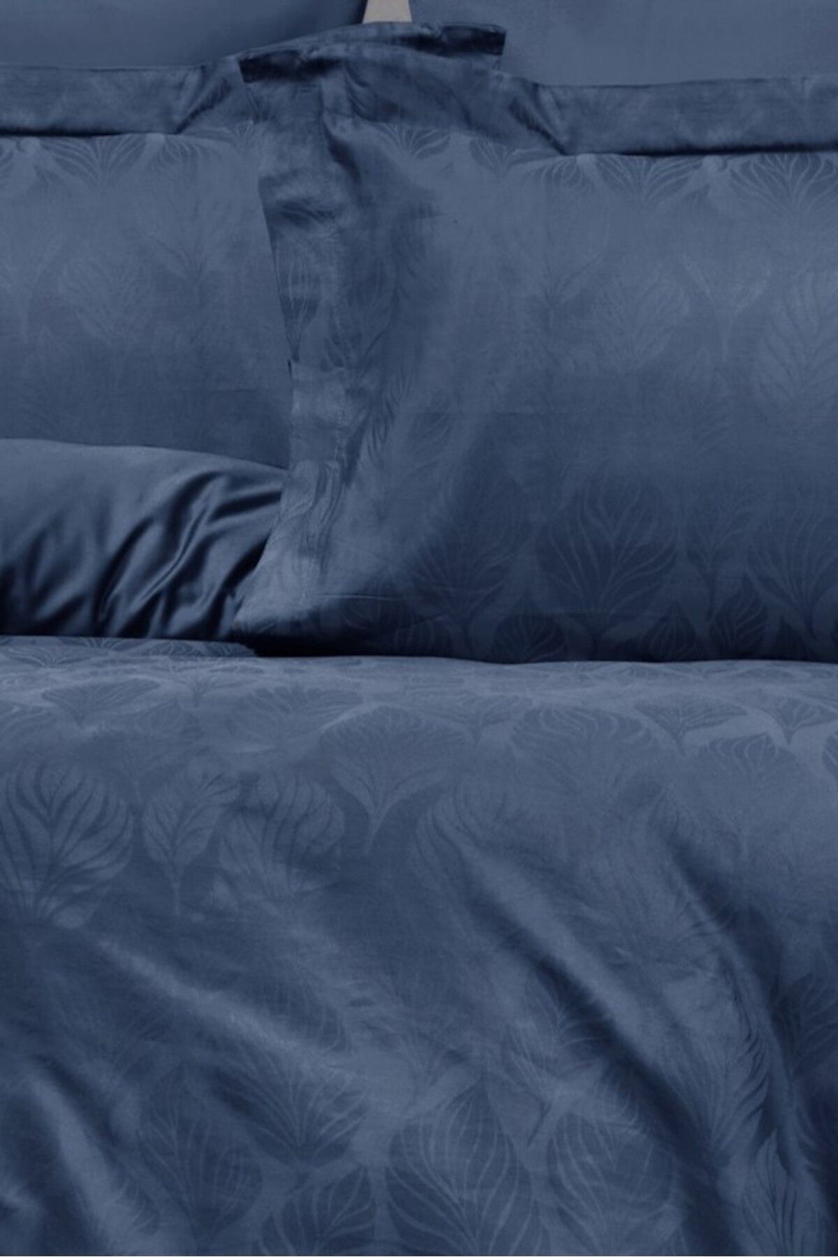 Sevim-Double Jacquard Duvet Cover Set - Bumbac Satin Leaf Patterned Duvet Cover Set -Aura Indigo 3
