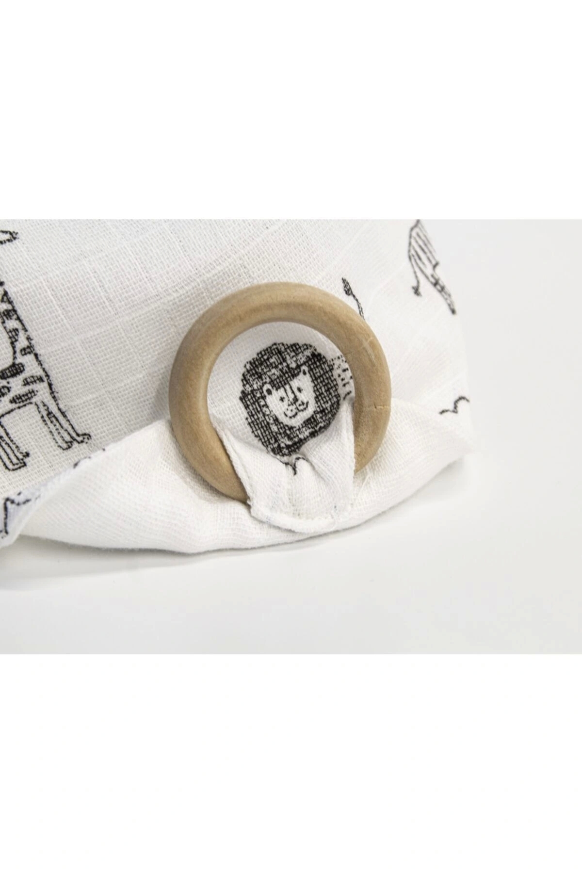 Babyjem Ahşap Dişlikli Müslin Önlük Hayvanat Bahçesi fotoğrafı 2 (önizleme)